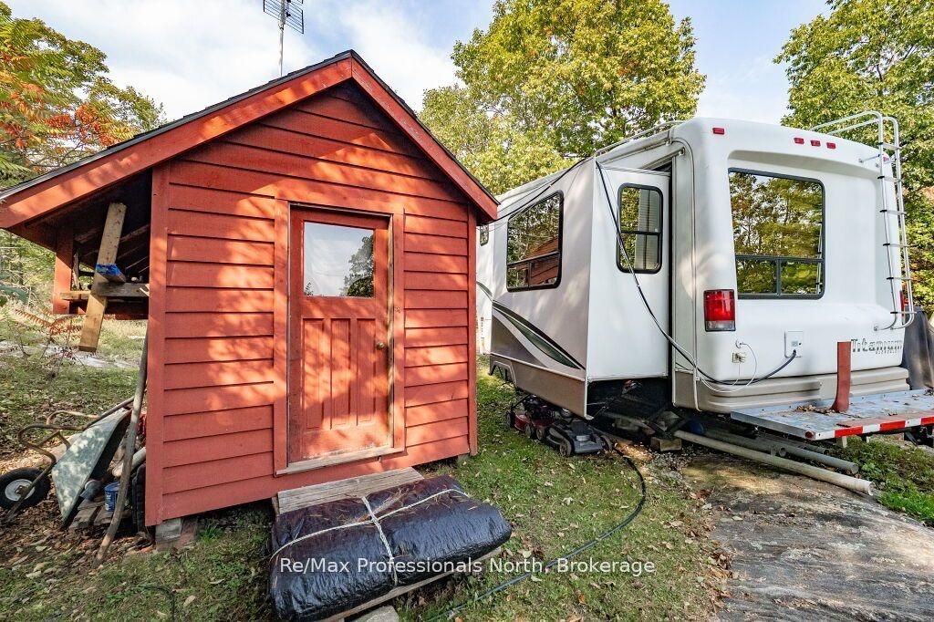 1006 Booth Ln Property Photo 39