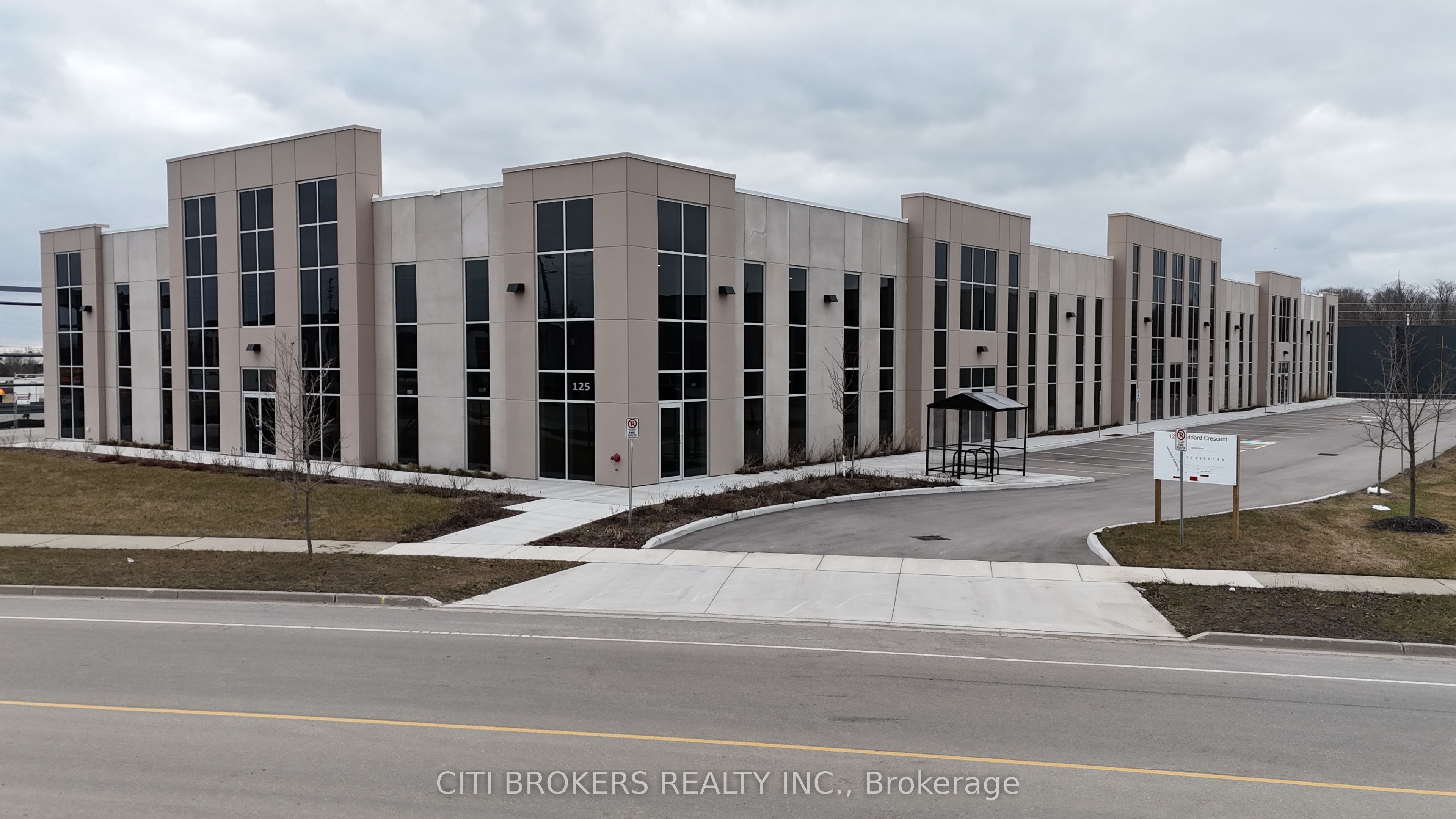 125 Goddard Crescent 7-8-9 Property Photo 1