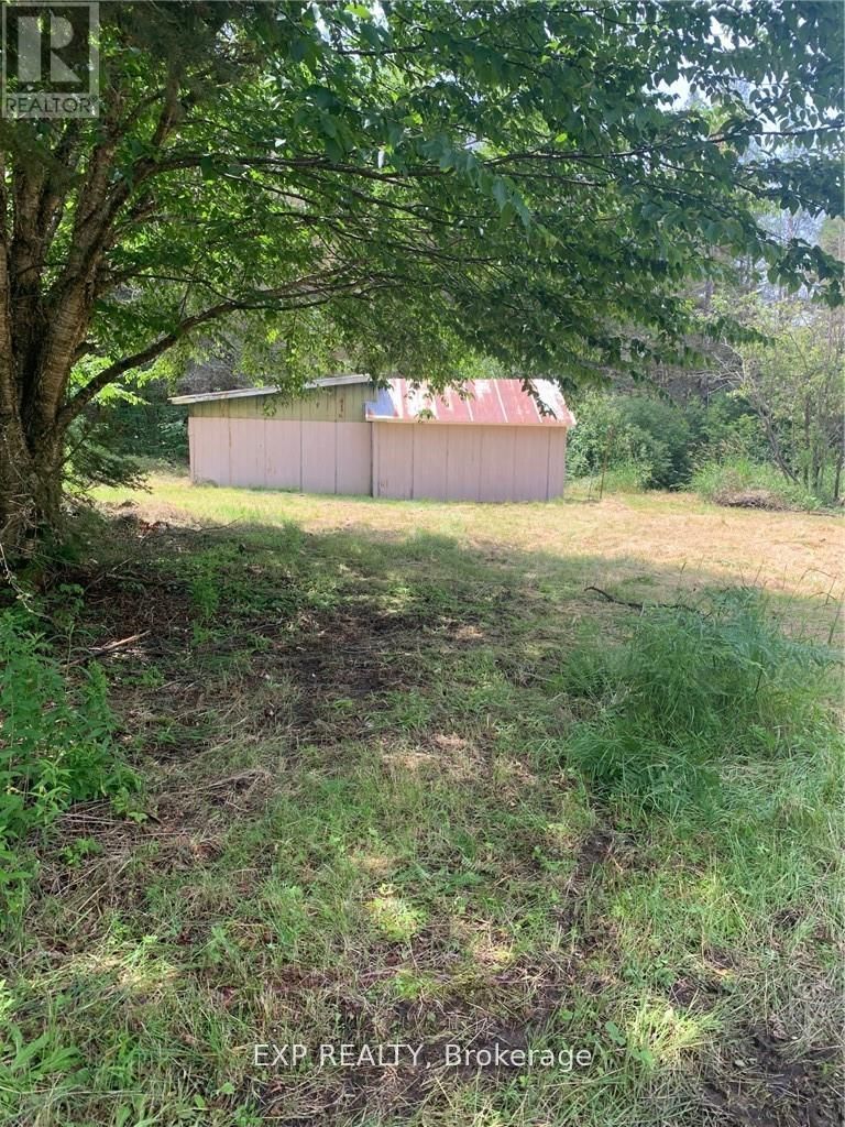 730 Dean Lake Rd Property Photo 7