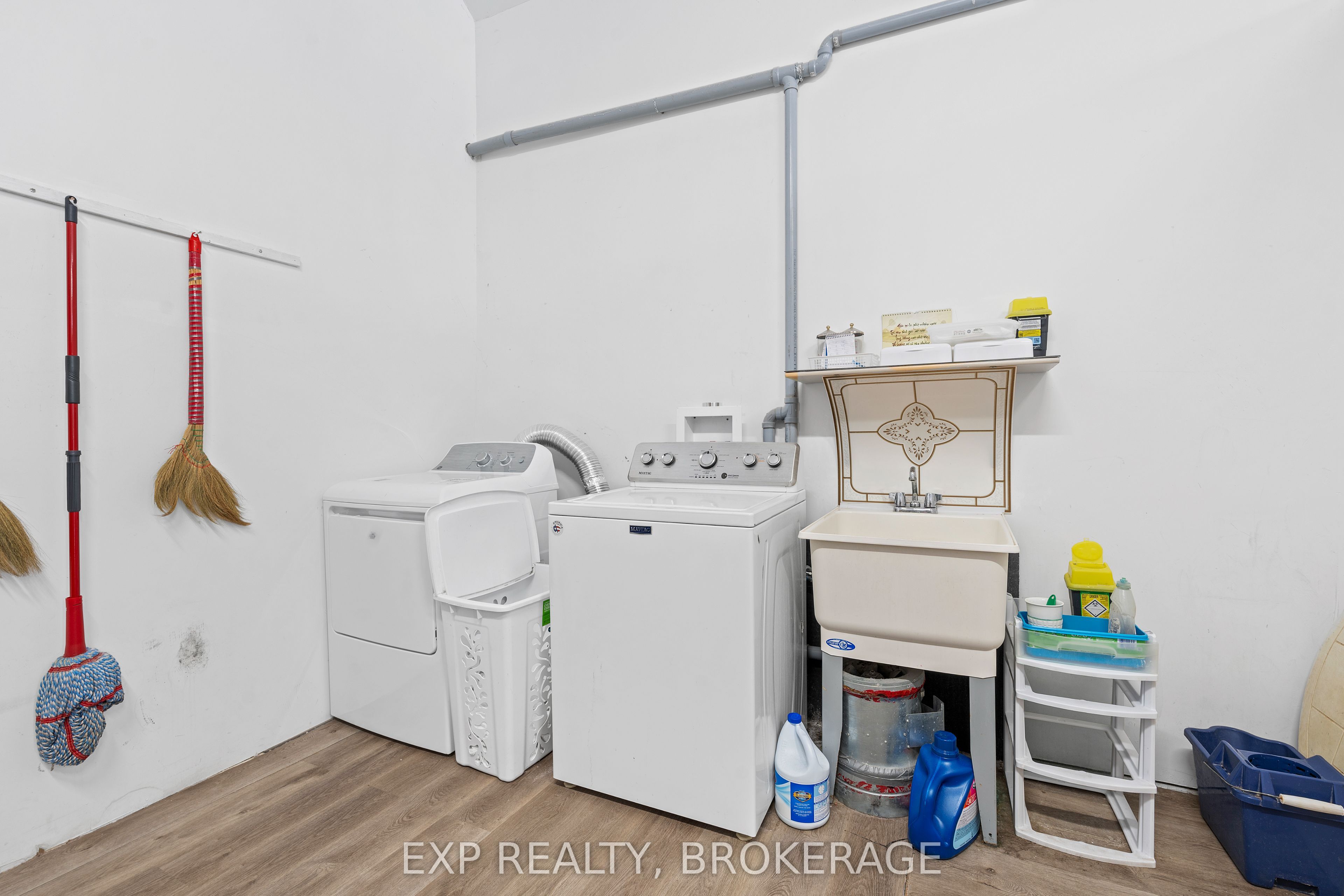 148-150 King Street Property Photo 6