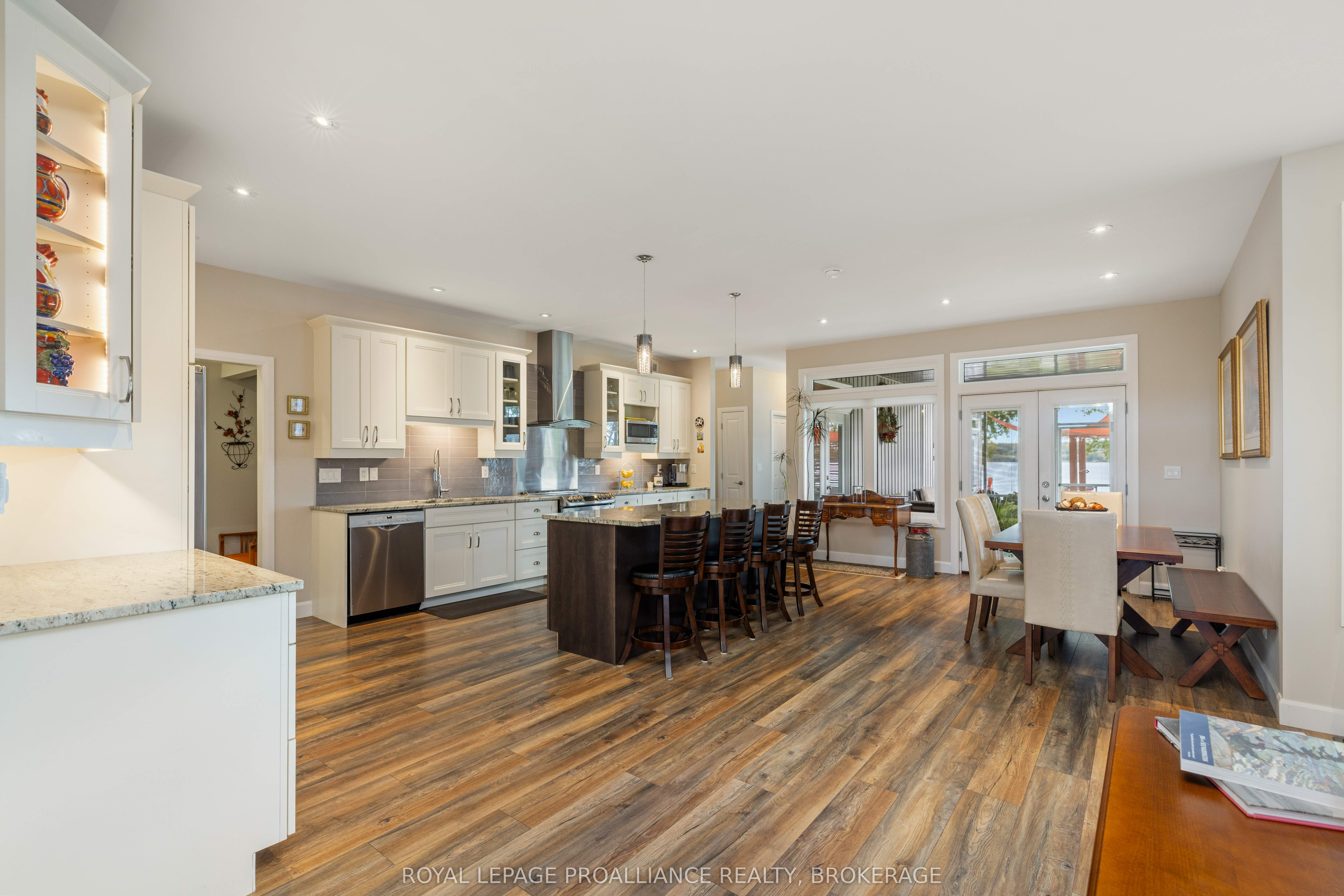 51 Applewood Cove Drive Property Photo 5