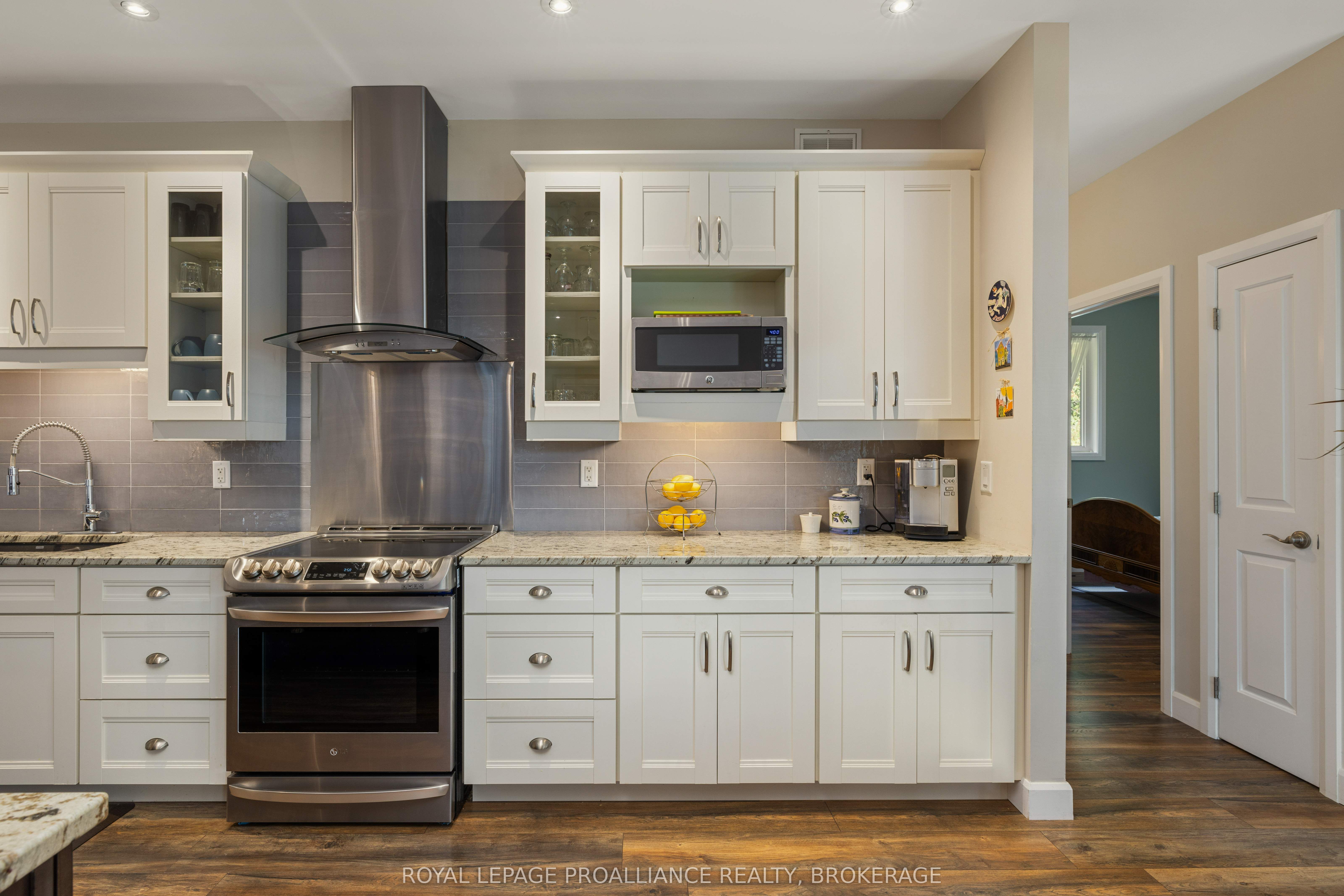 51 Applewood Cove Drive Property Photo 11