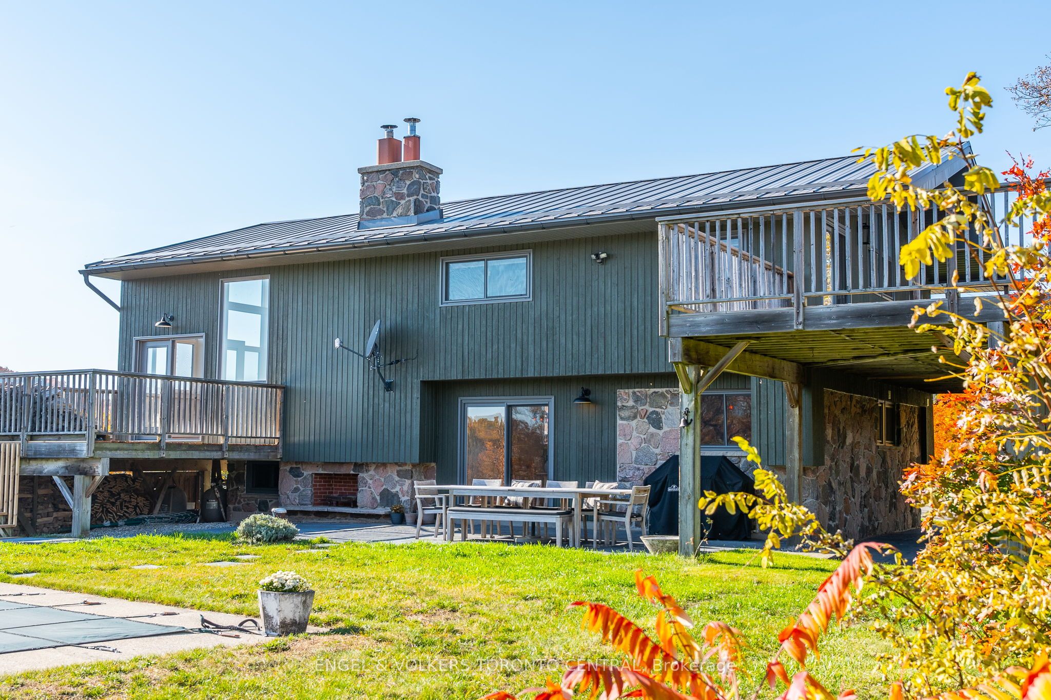 795481 3rd Line Ehs N/a Property Photo 28