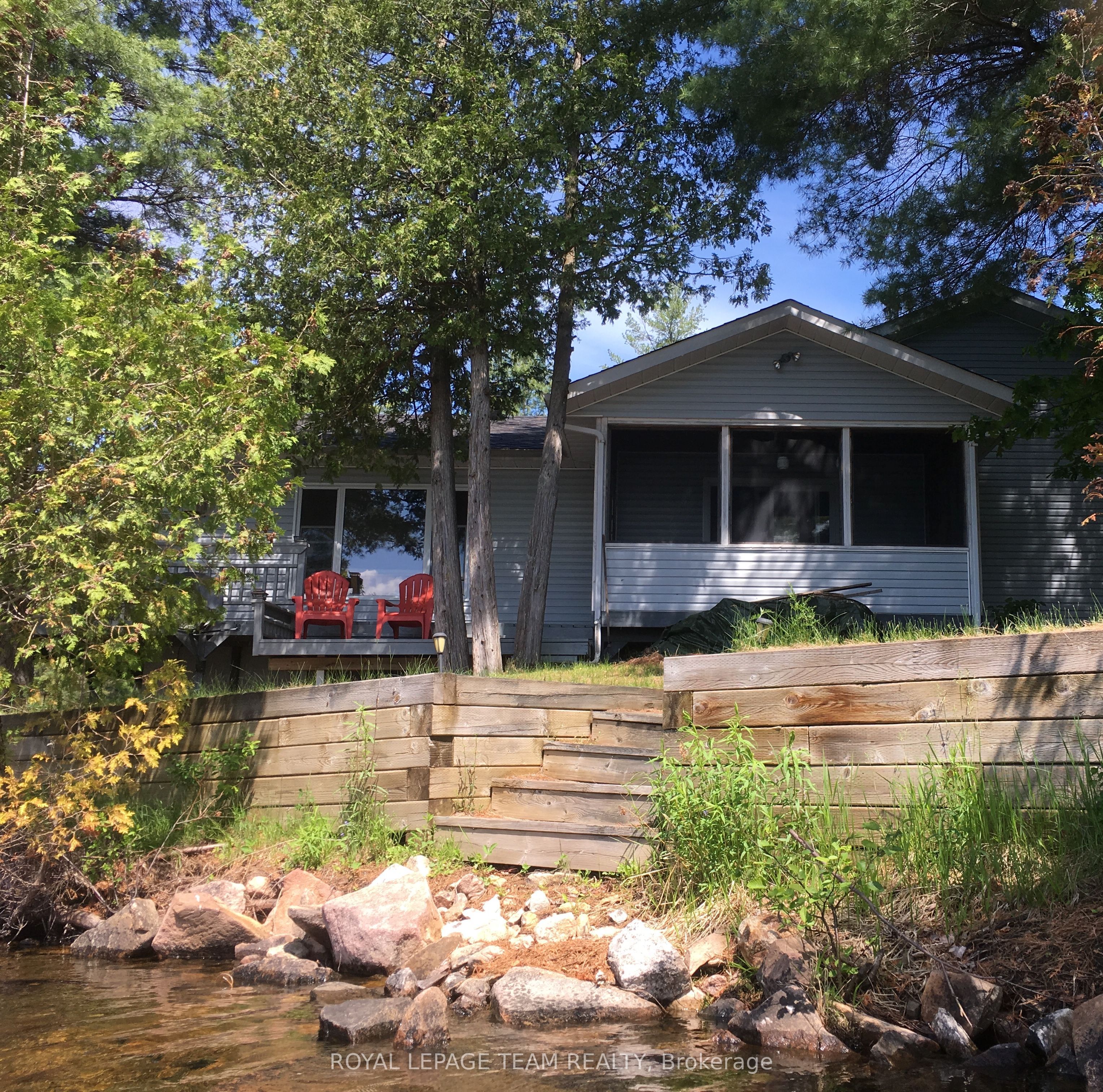 2087b Grindstone Lake Road N Property Photo 15
