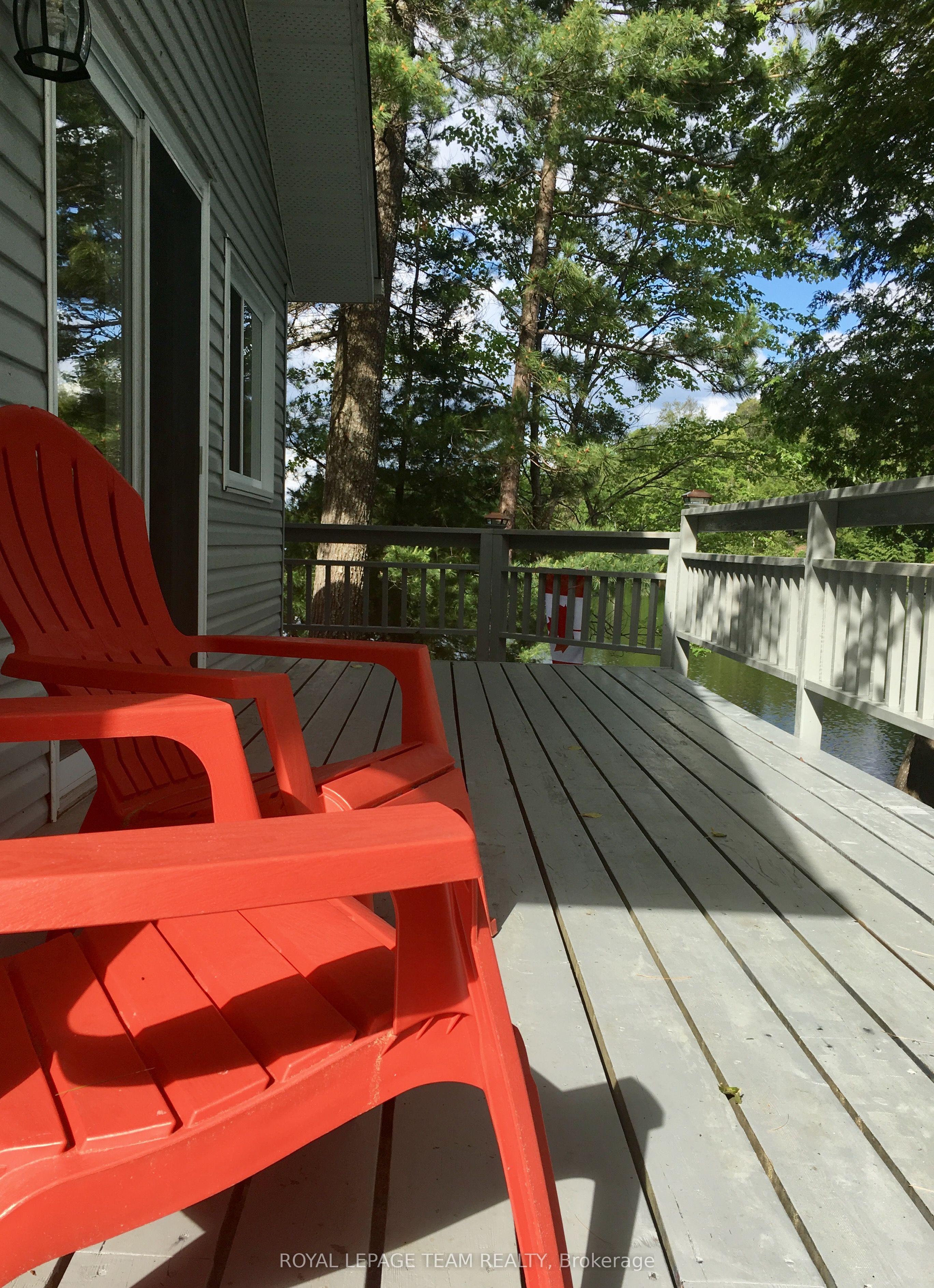 2087b Grindstone Lake Road N Property Photo 17