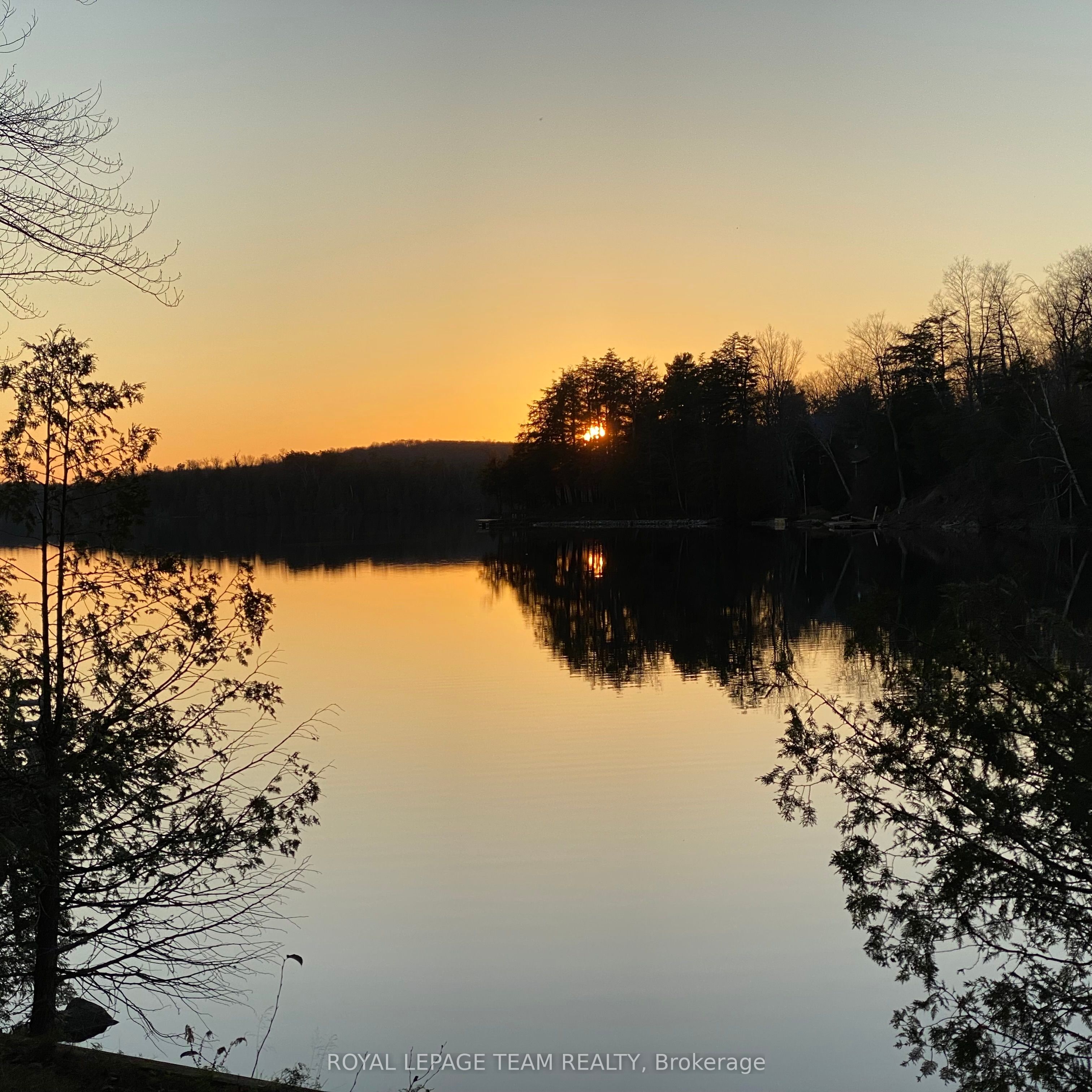 2087b Grindstone Lake Road N Property Photo 24