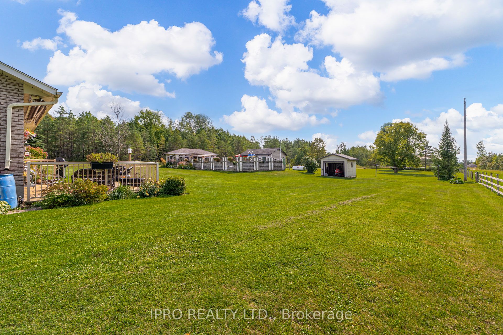 333424 Concession 1 Rr4 Property Photo 14