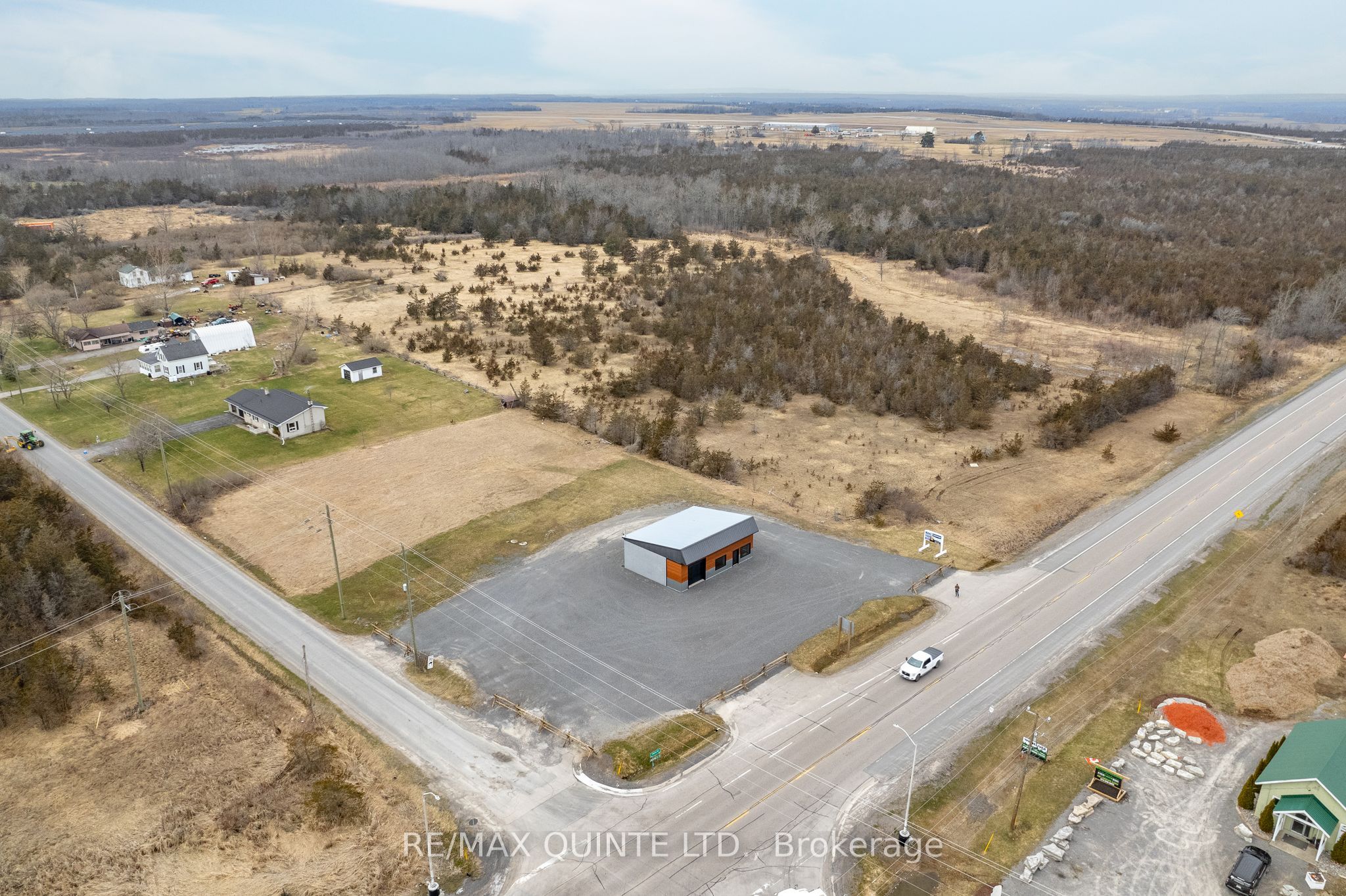 2925 Highway 62 Property Photo 3