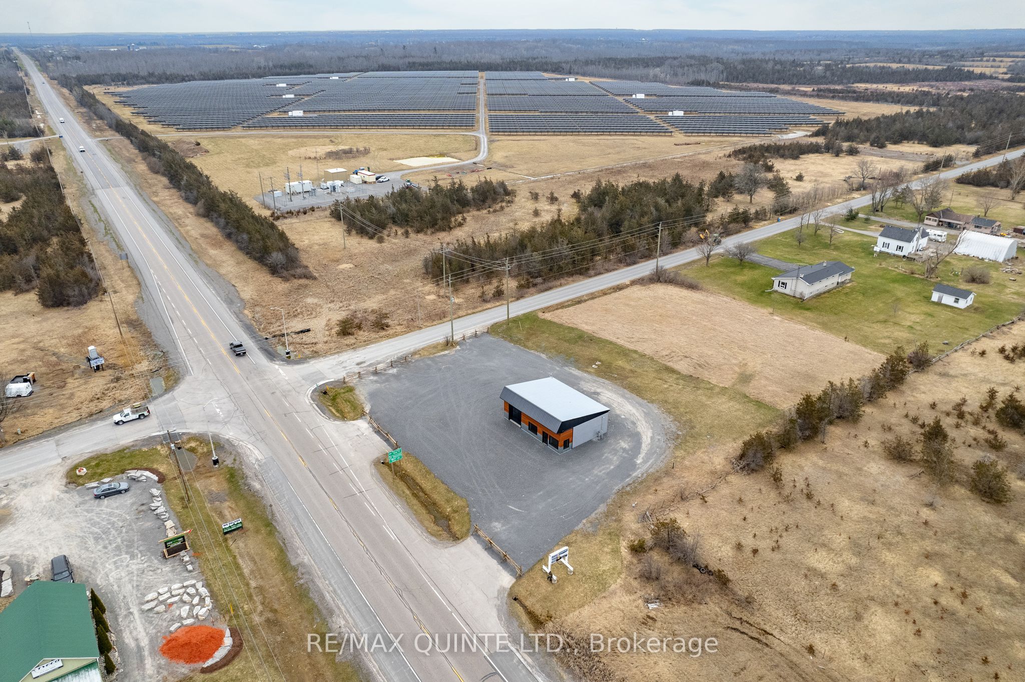 2925 Highway 62 Property Photo 4