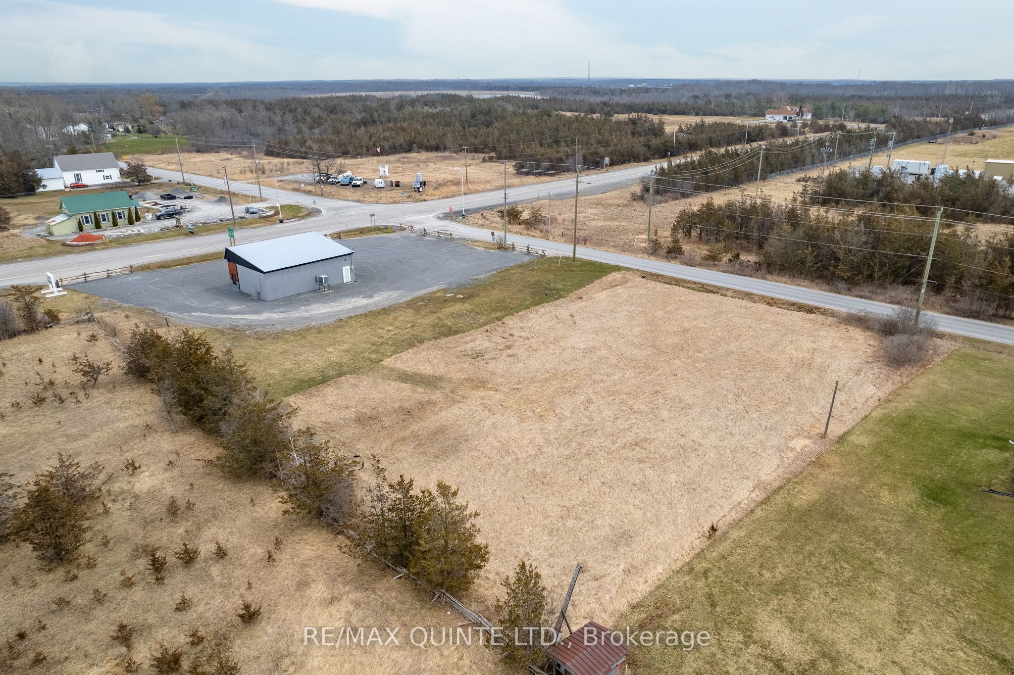 2925 Highway 62 Property Photo 5