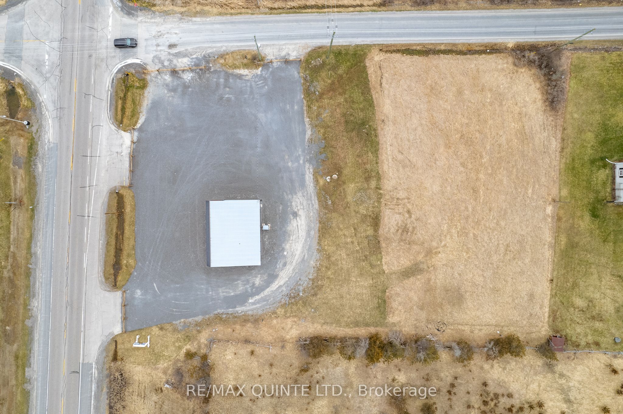 2925 Highway 62 Property Photo 9
