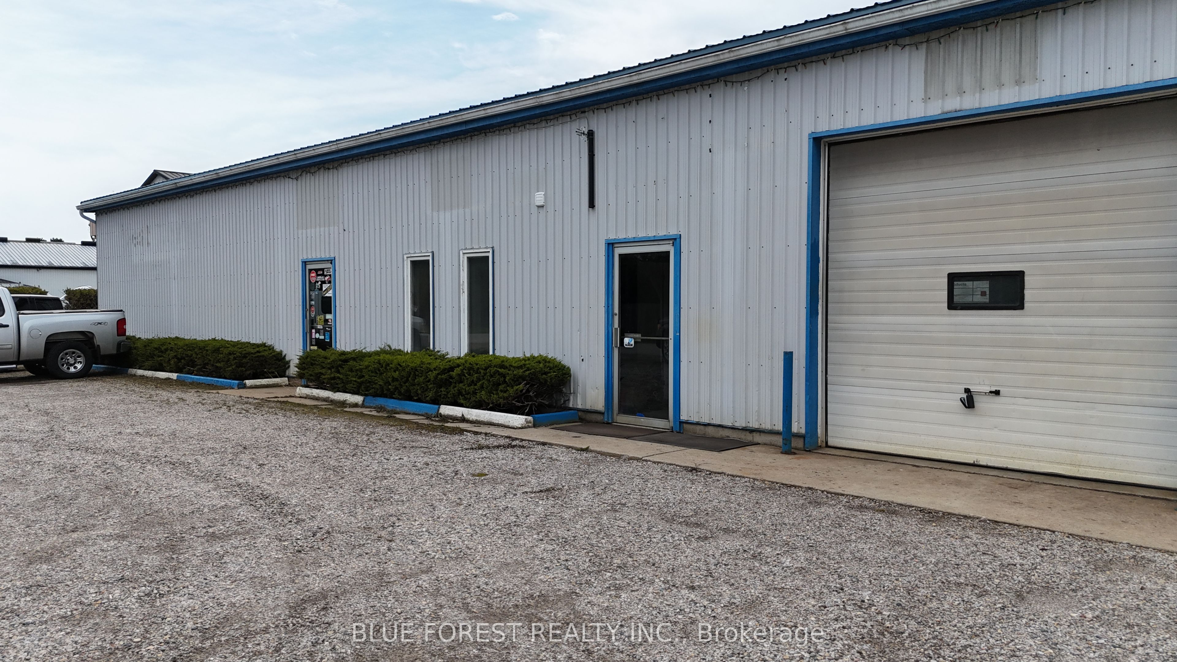 190 Gilbert Street Property Photo 3