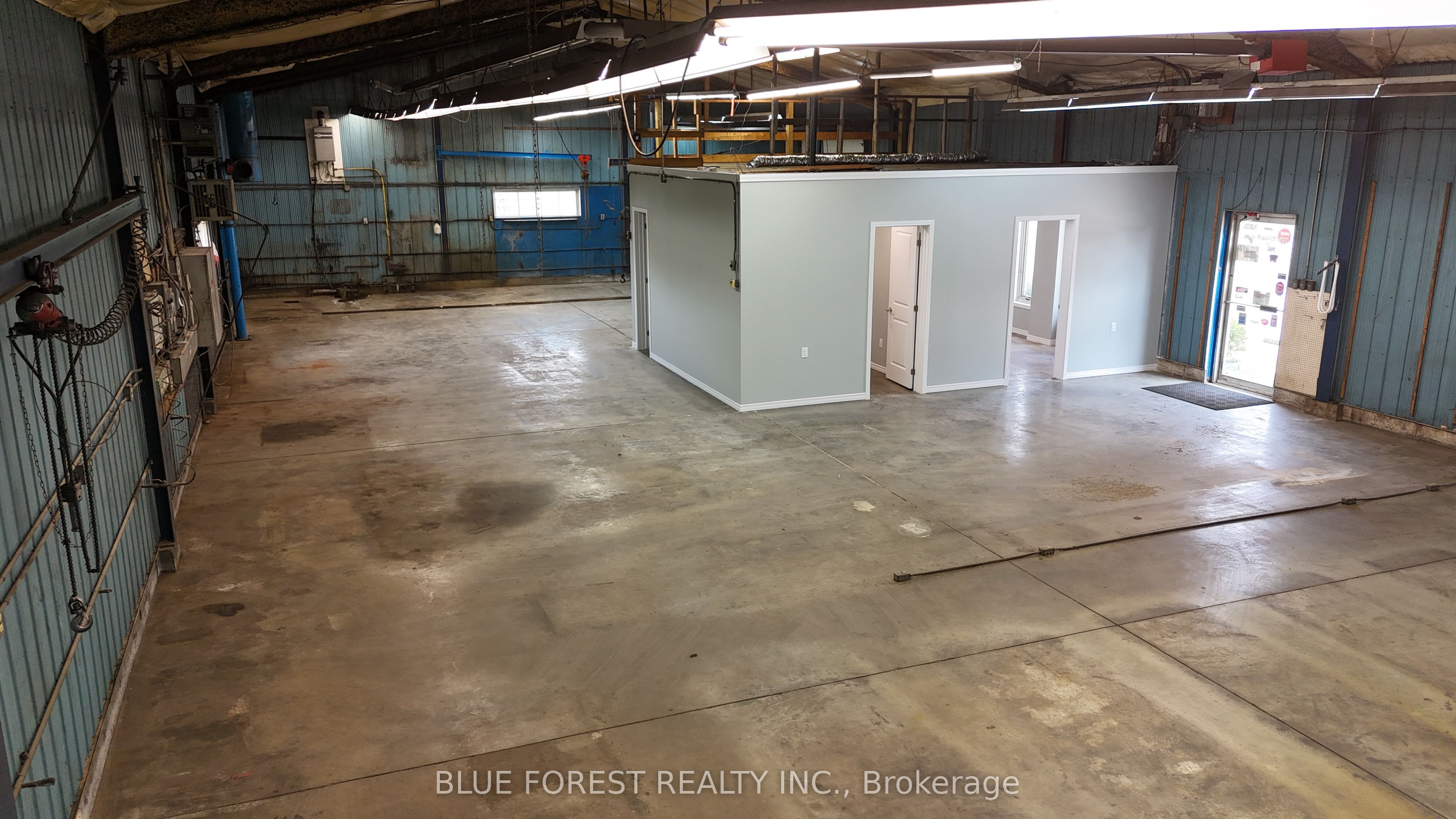 190 Gilbert Street Property Photo 7