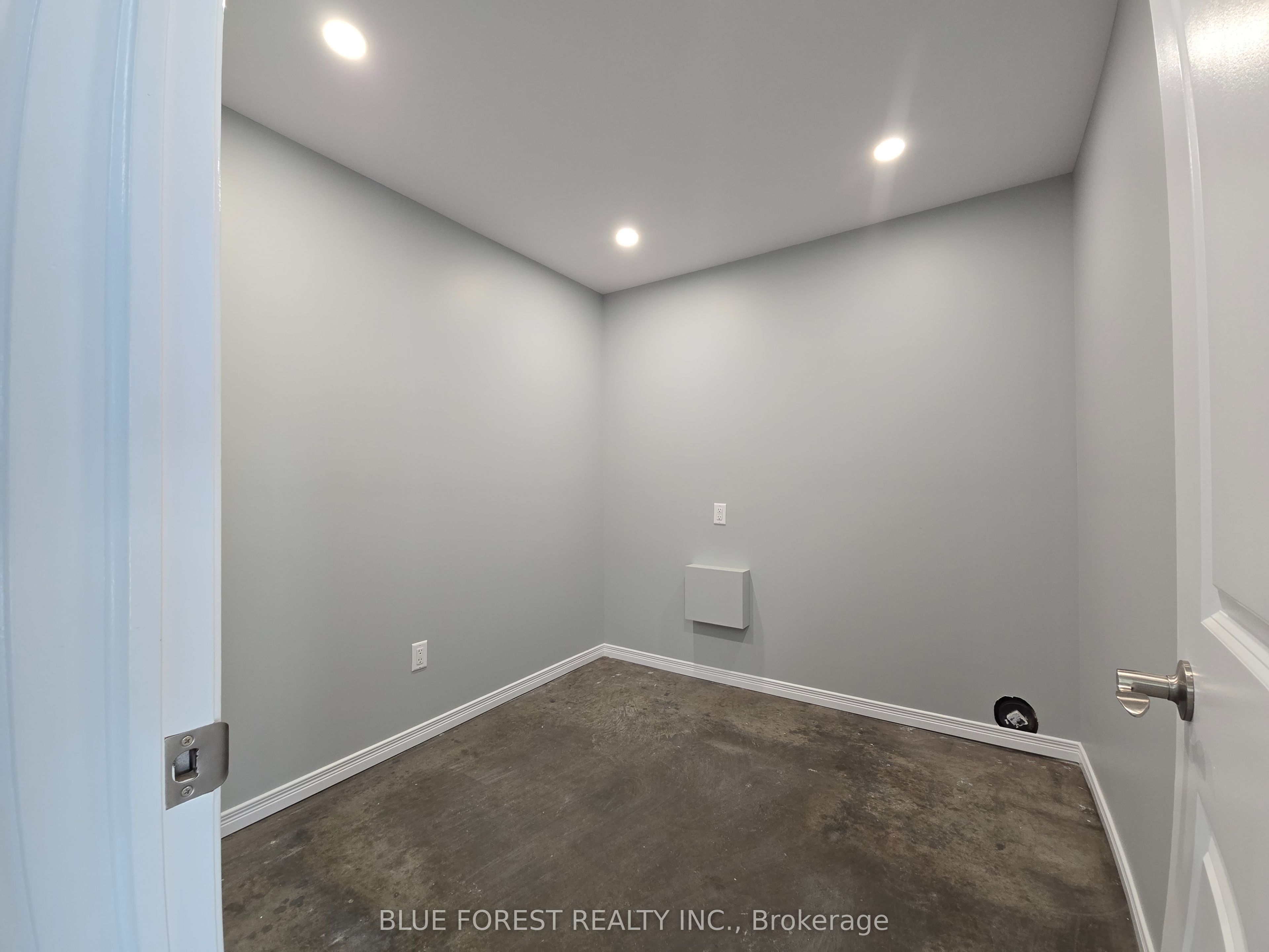 190 Gilbert Street Property Photo 9