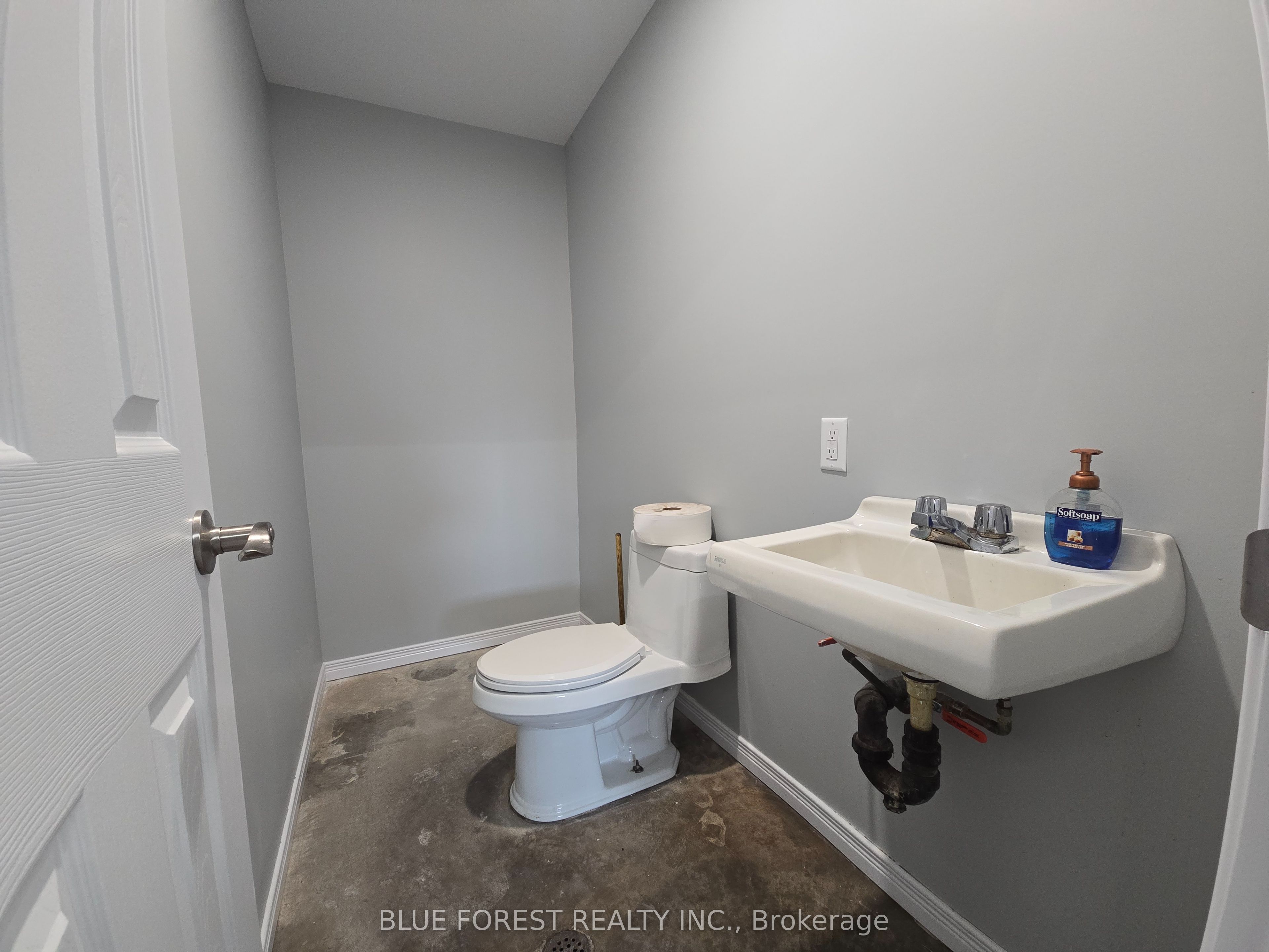 190 Gilbert Street Property Photo 10