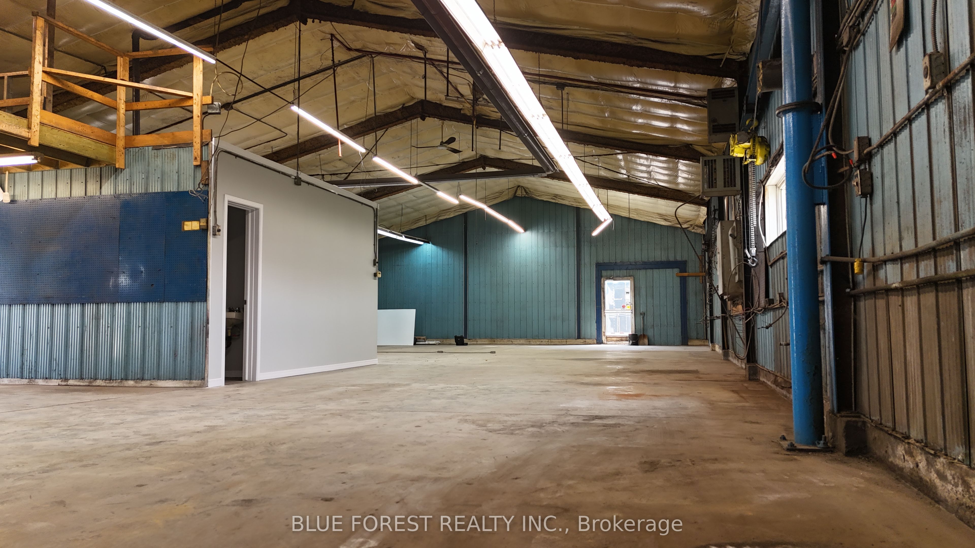 190 Gilbert Street Property Photo 22