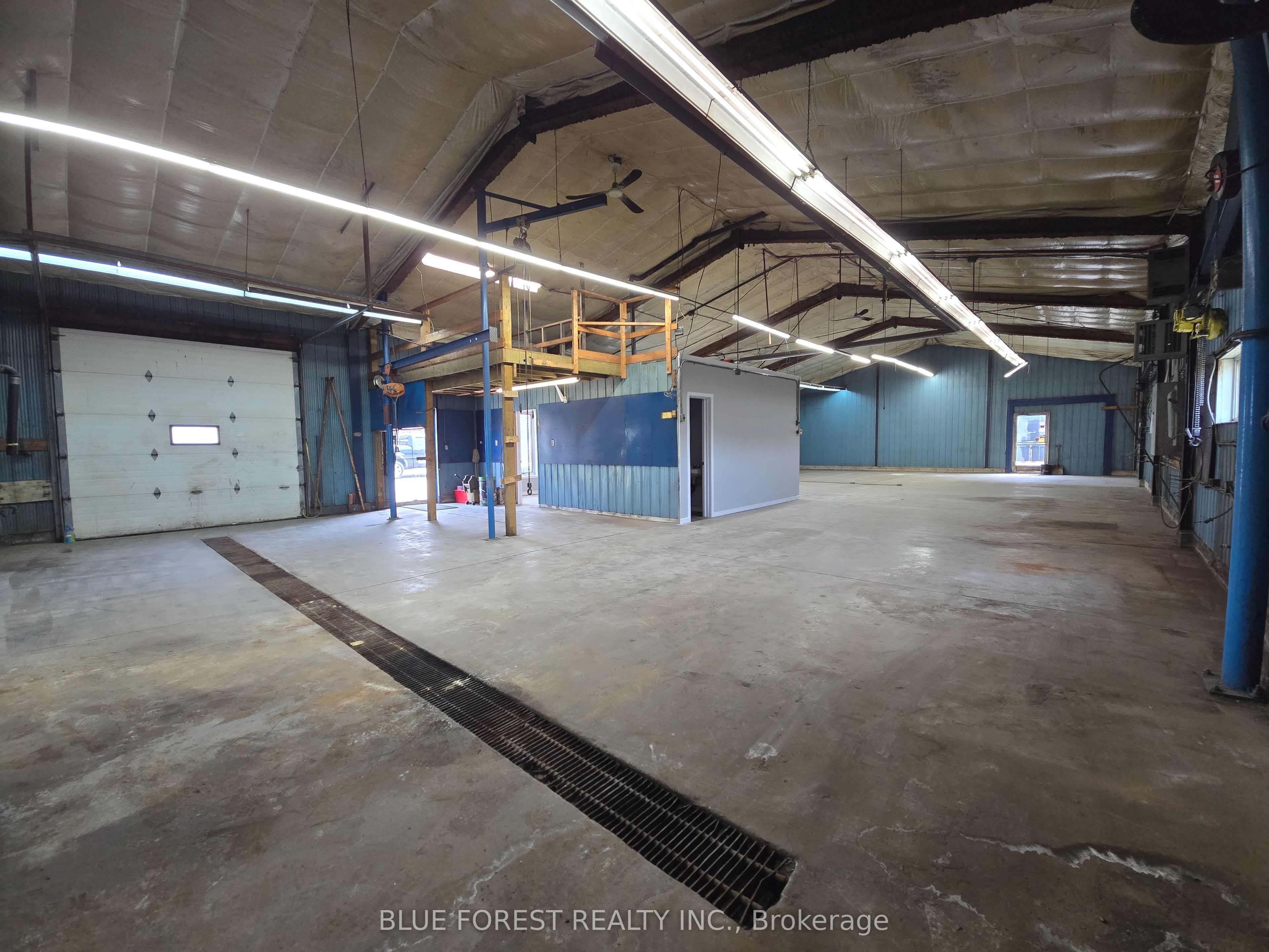 190 Gilbert Street Property Photo 28