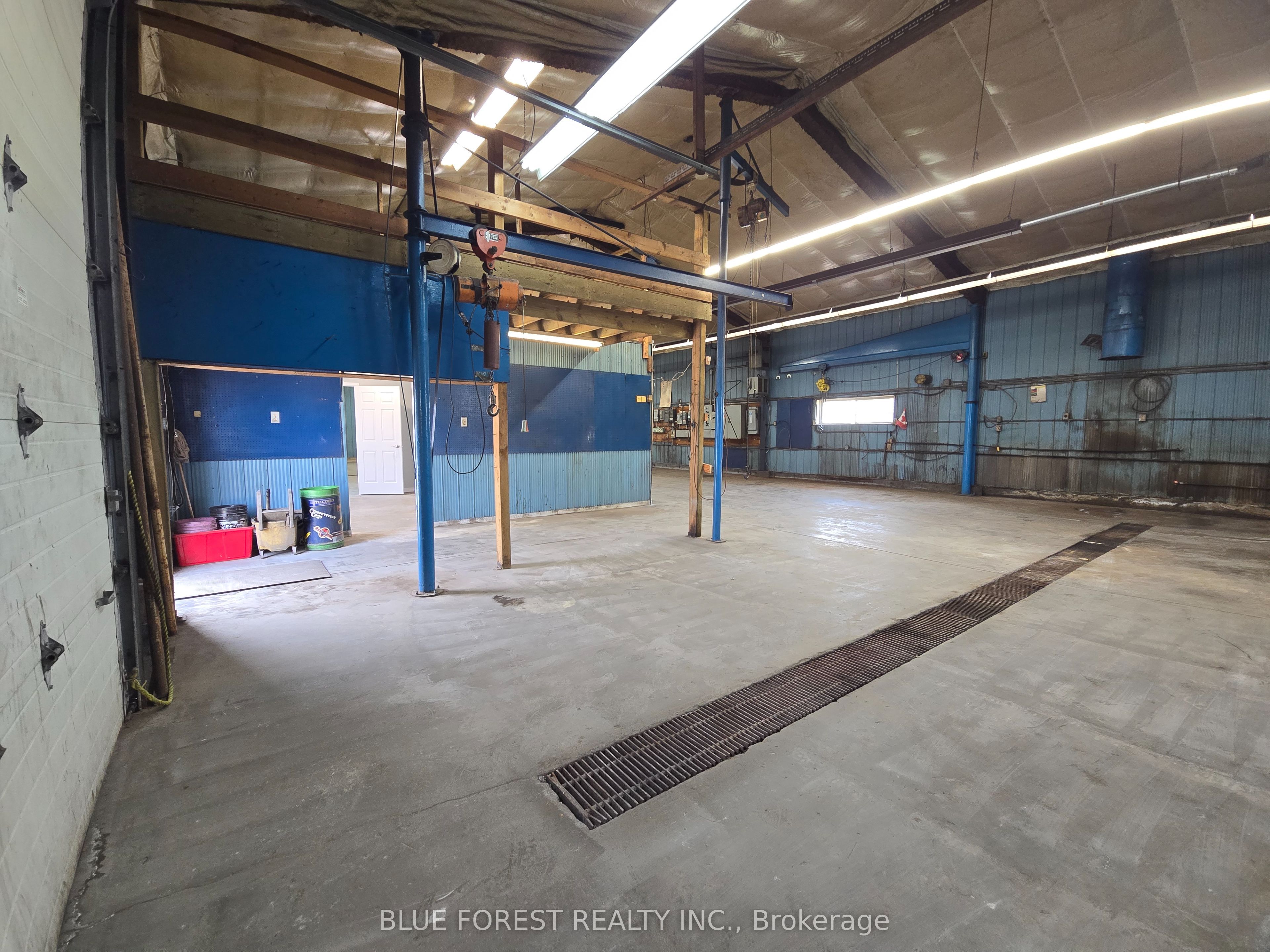 190 Gilbert Street Property Photo 29