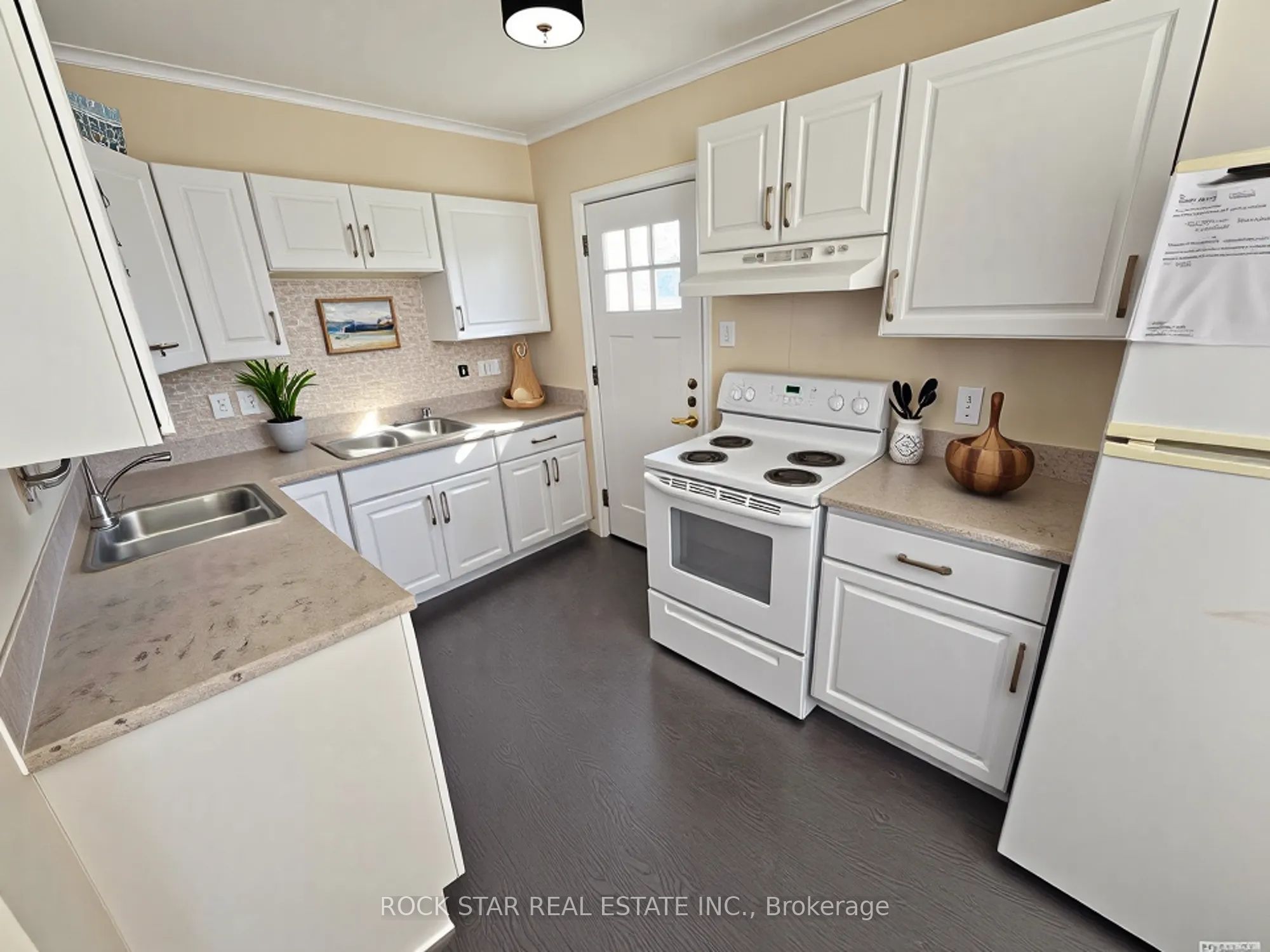 77 Blackfriars Street Property Photo 1