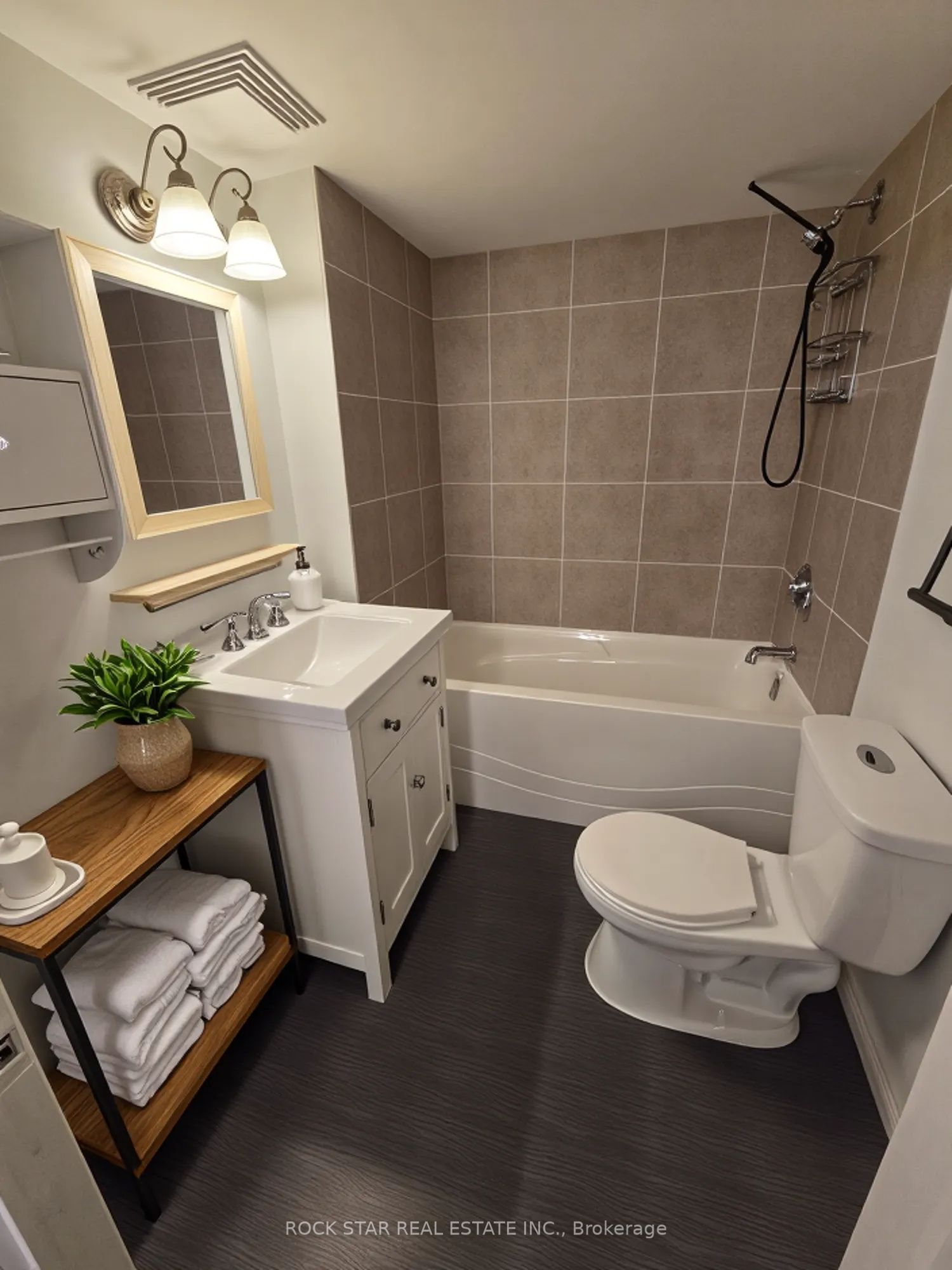 77 Blackfriars Street Property Photo 10