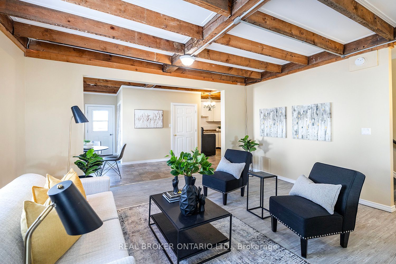 91 Division Street Property Photo 8