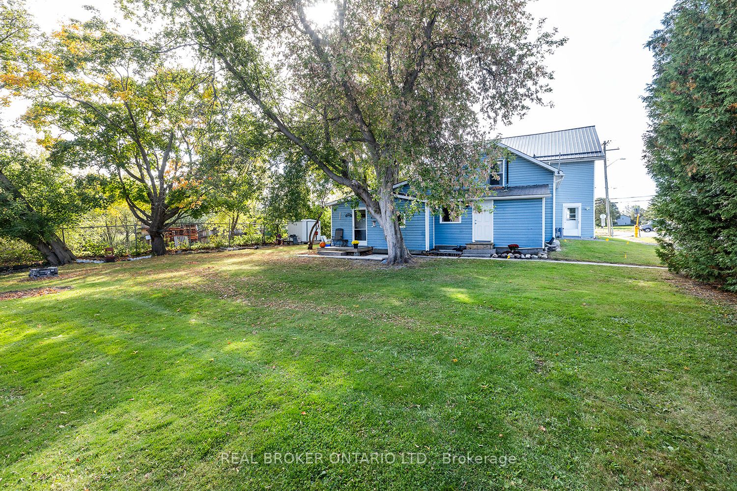 91 Division Street Property Photo 36