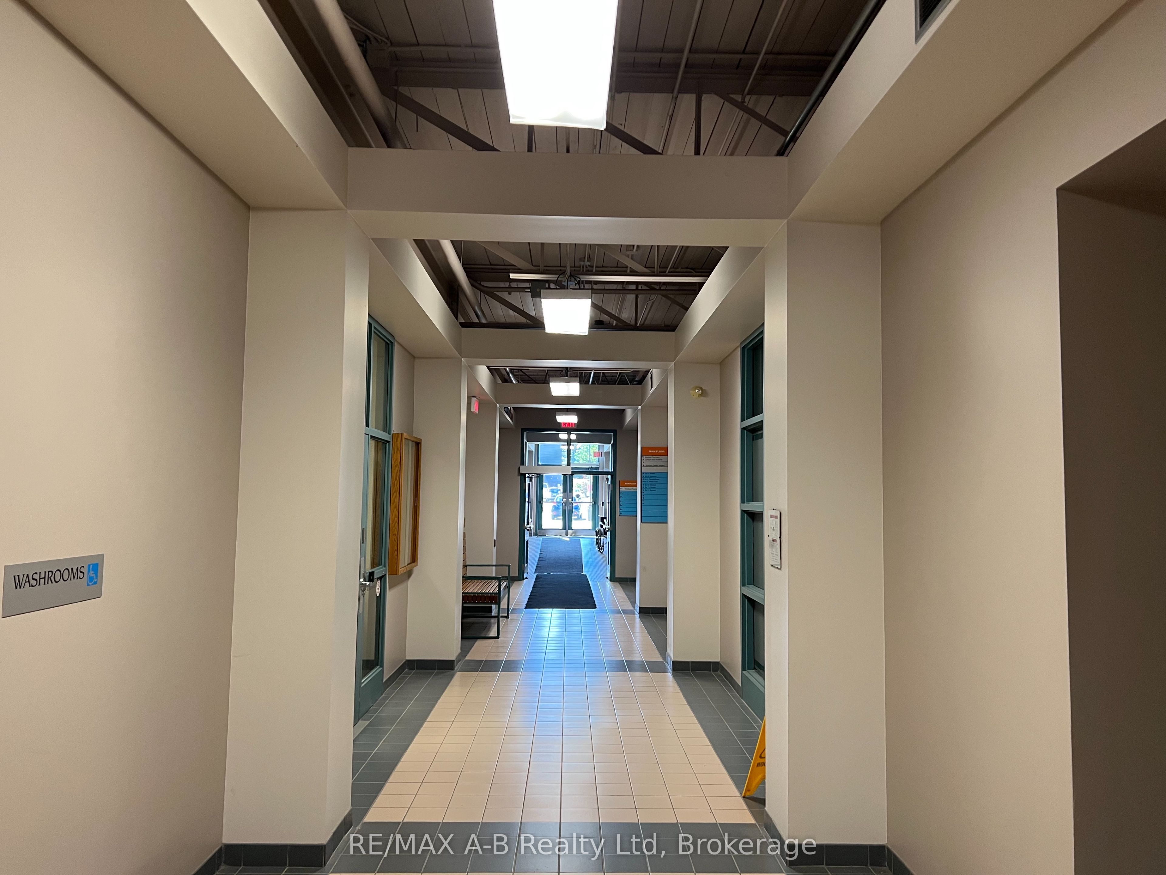 #202 - 342 Erie Street Property Photo 25