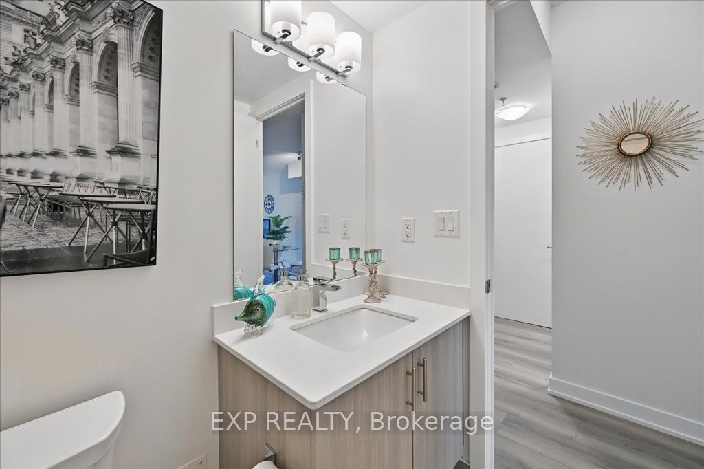 550 North Service Road 707 Property Photo 15