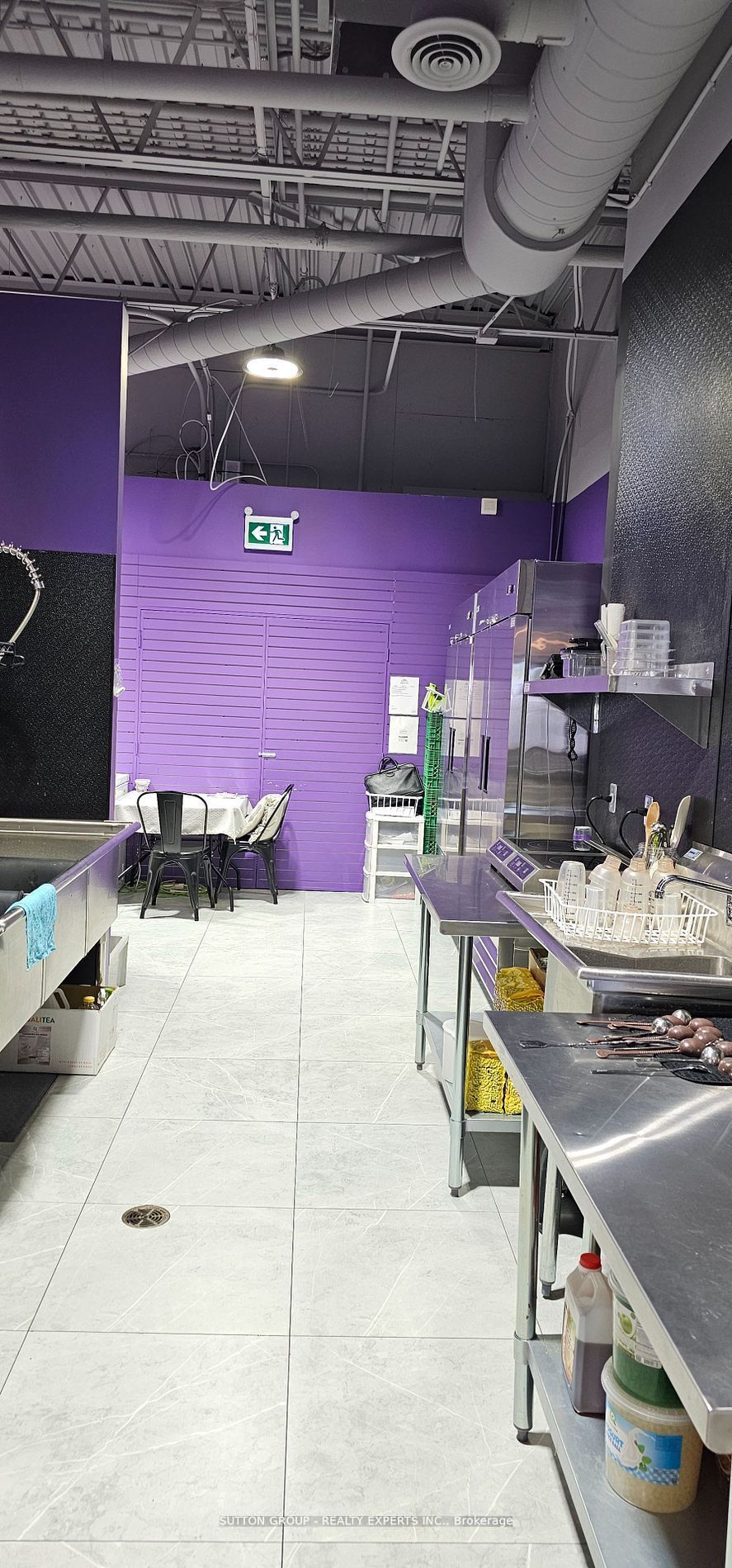 #12 - 603 Colborne Street Property Photo 22