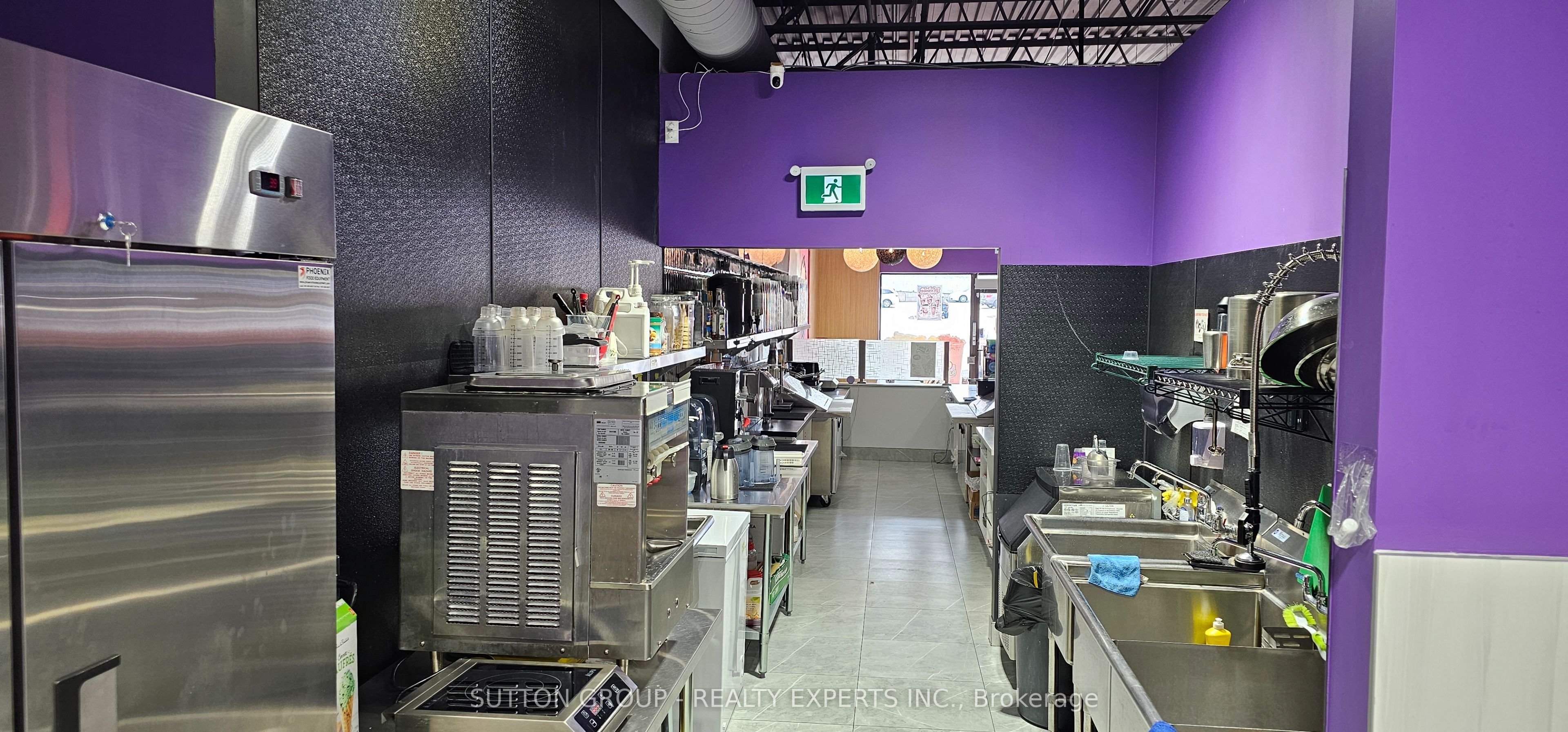 #12 - 603 Colborne Street Property Photo 33