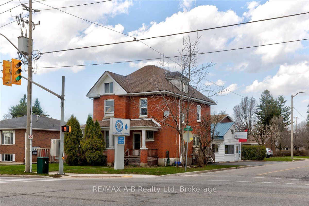 182 Huntingdon Street Property Photo 2