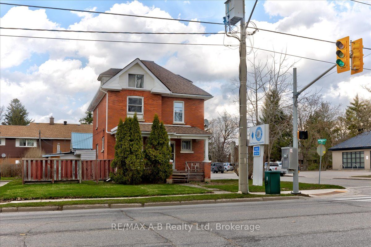 182 Huntingdon Street Property Photo 3