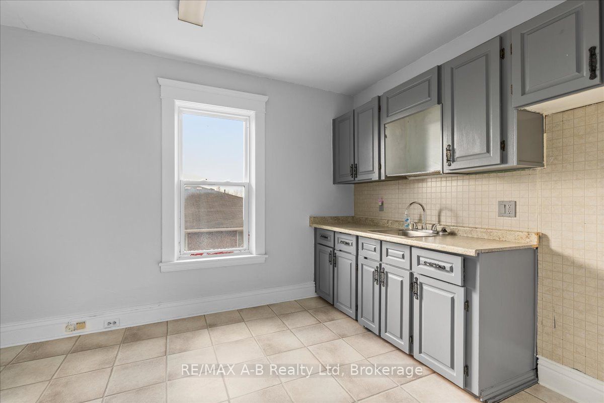 182 Huntingdon Street Property Photo 13