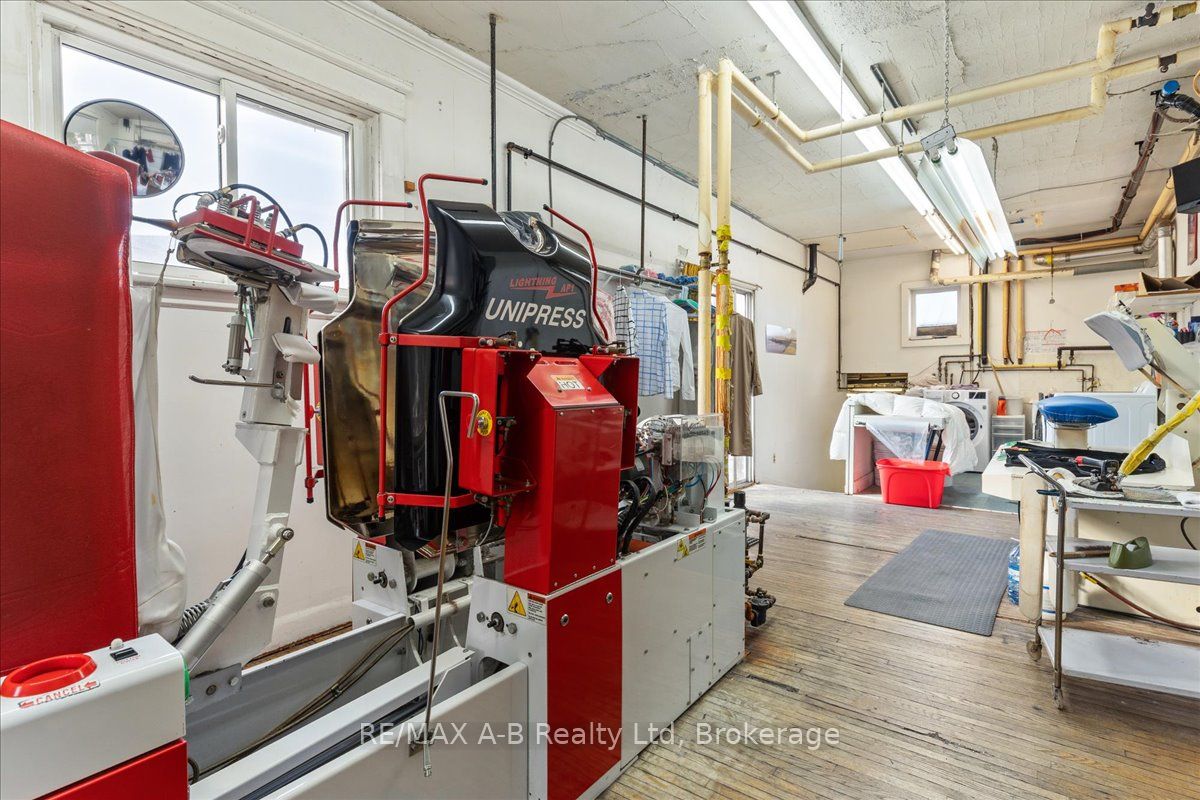 182 Huntingdon Street Property Photo 26
