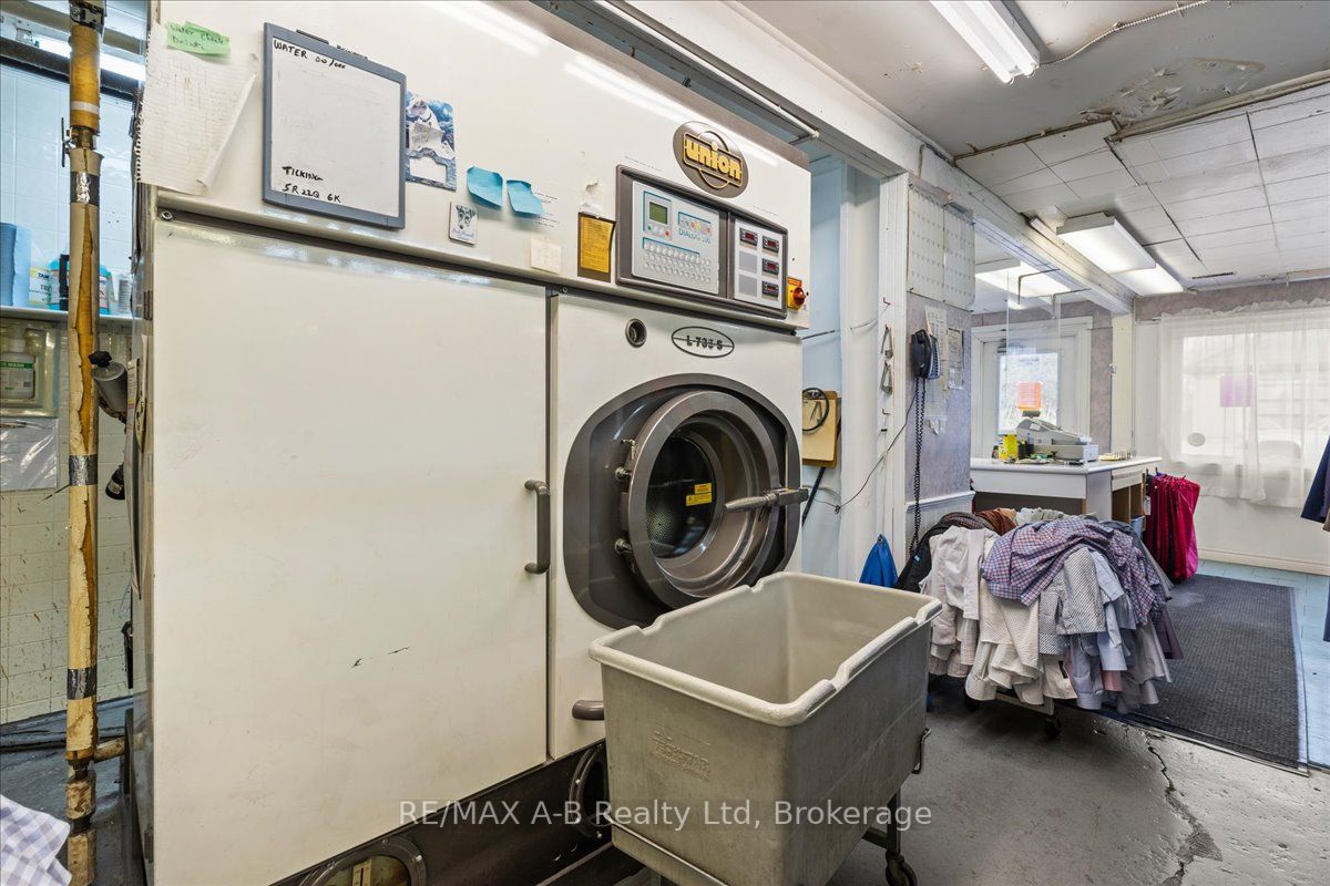 182 Huntingdon Street Property Photo 32
