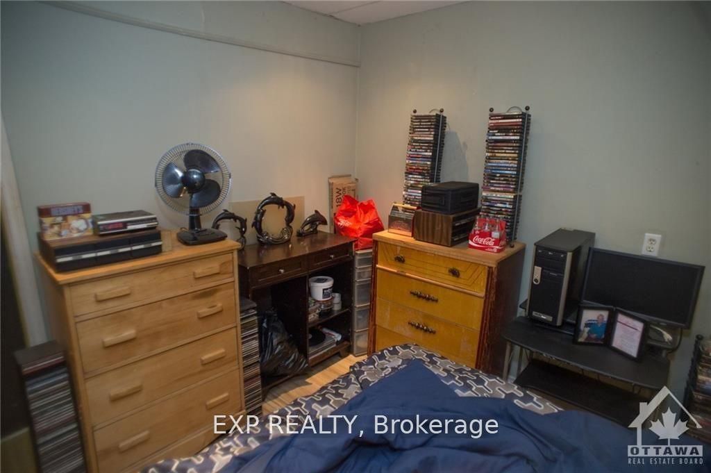 380 Fisher St Property Photo 8