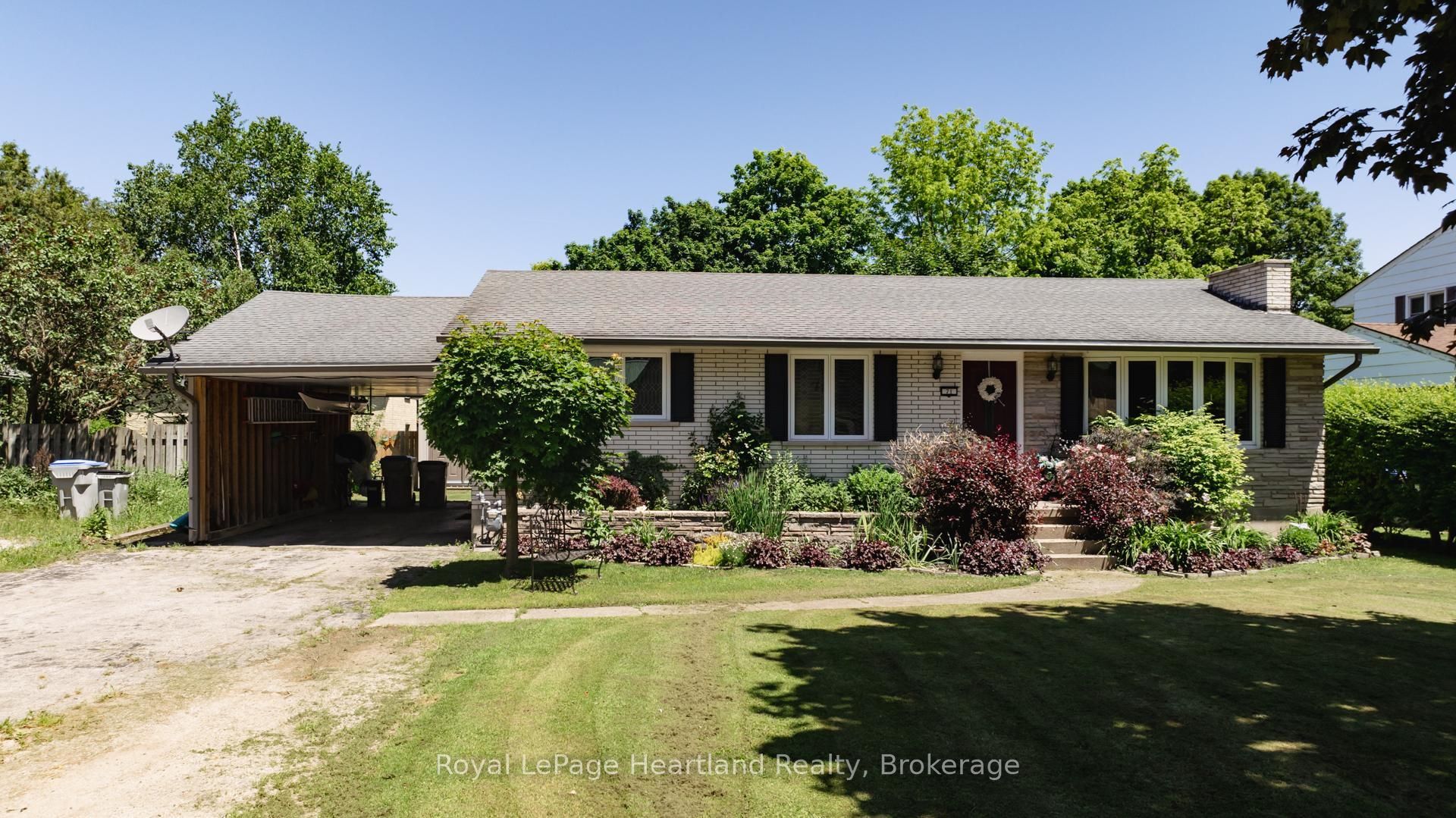 71 Rattenbury Street Property Photo