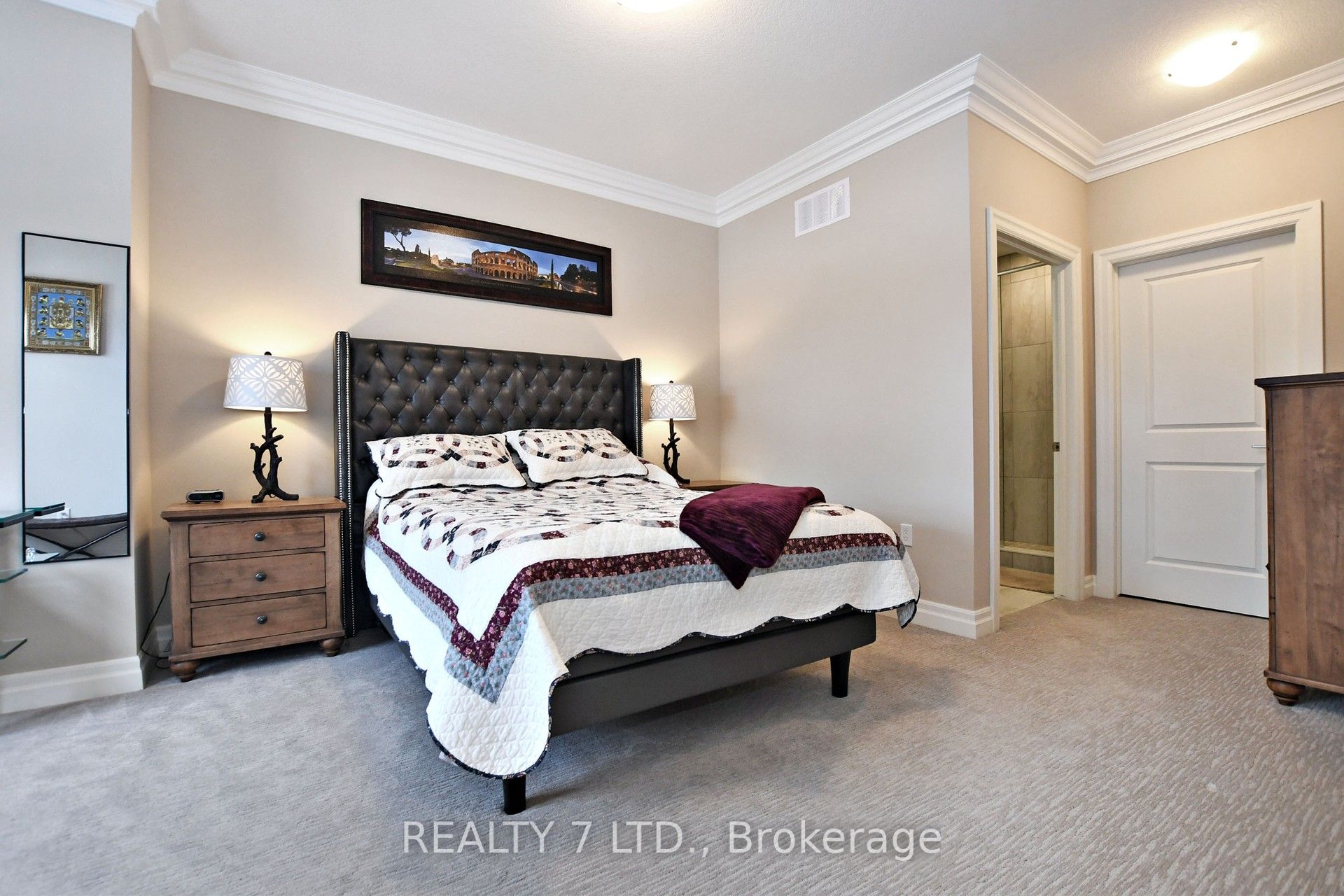 53 Aberdeen Lane S Property Photo 26