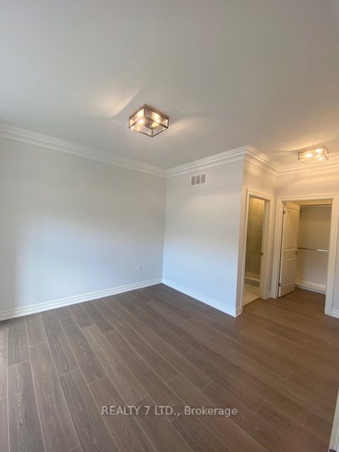 53 Aberdeen Lane S Property Photo 33