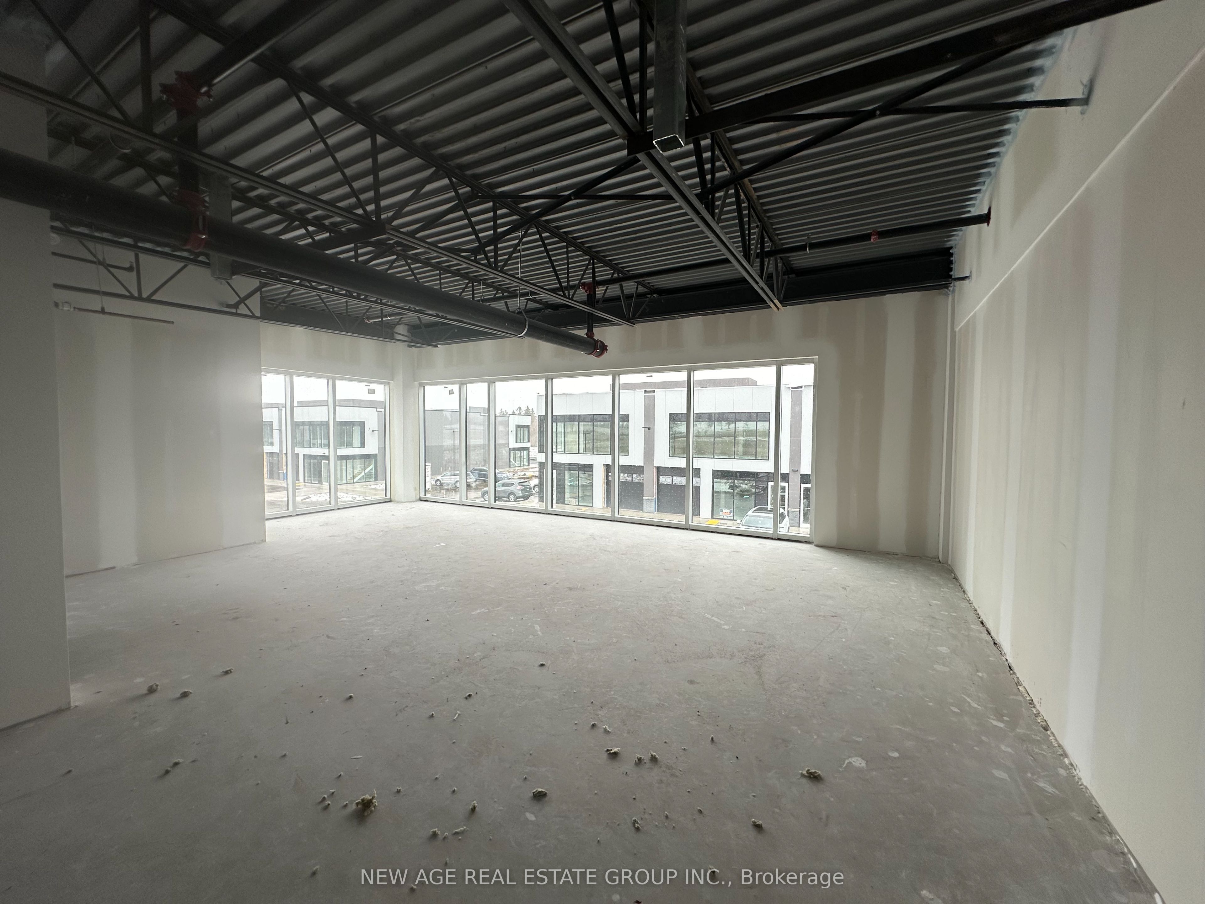 #7 - 595 Hanlon Creek Boulevard Property Photo 11