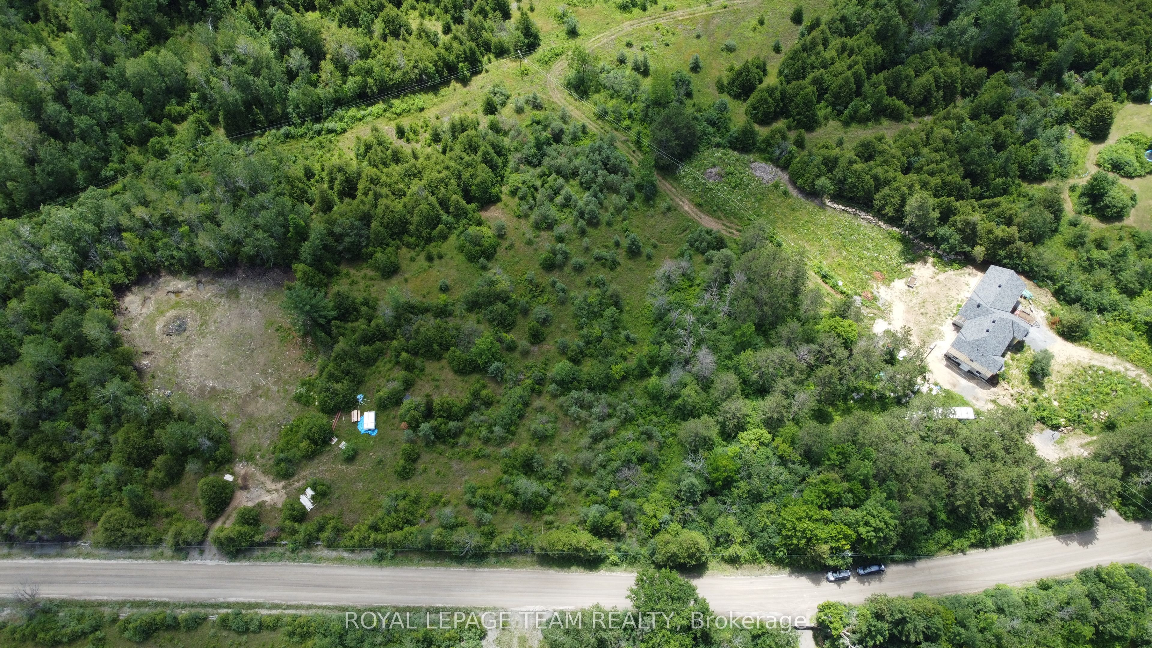 1194 Pioneer Road Property Photo 1