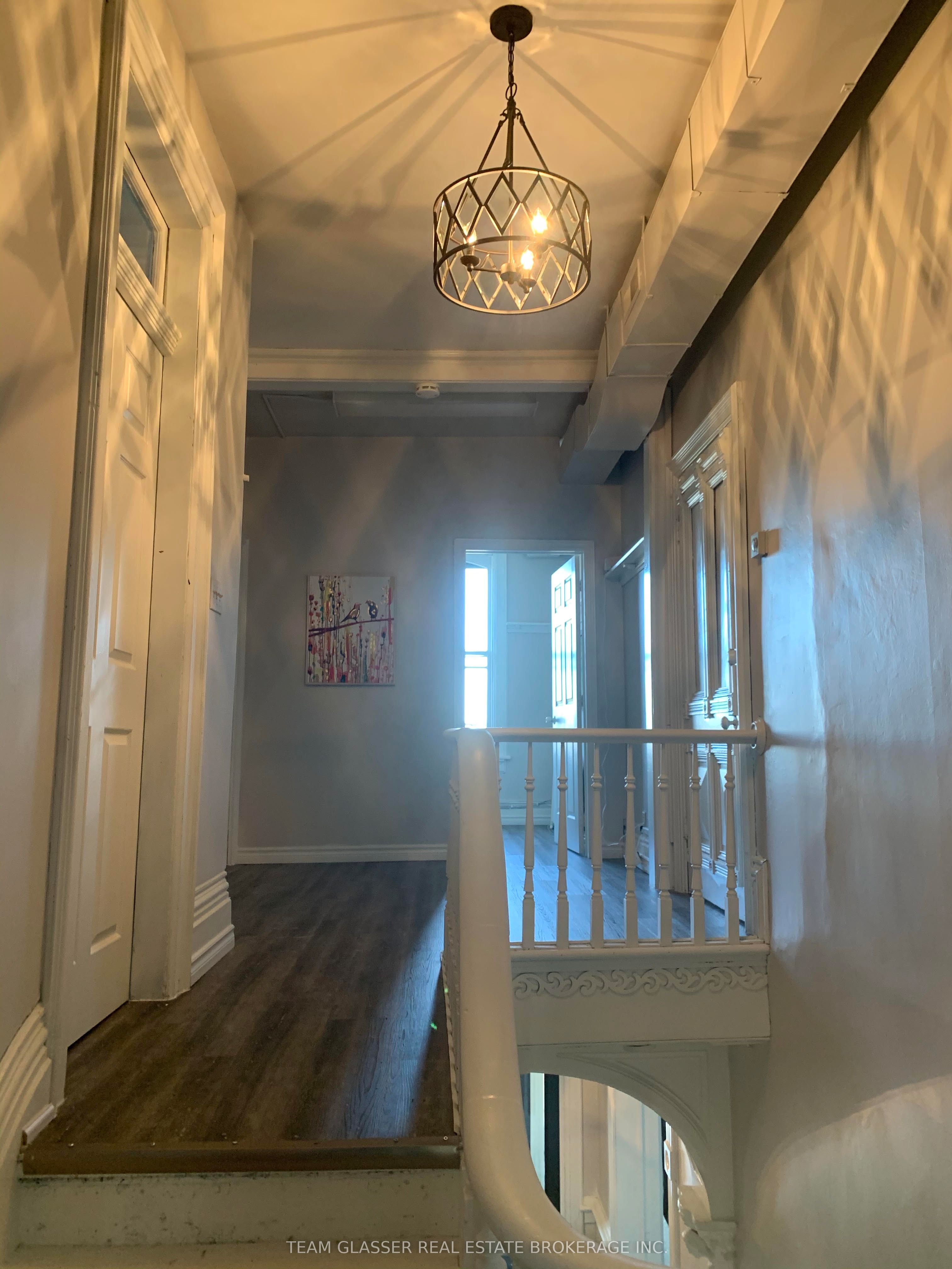 474 King Street Property Photo 6