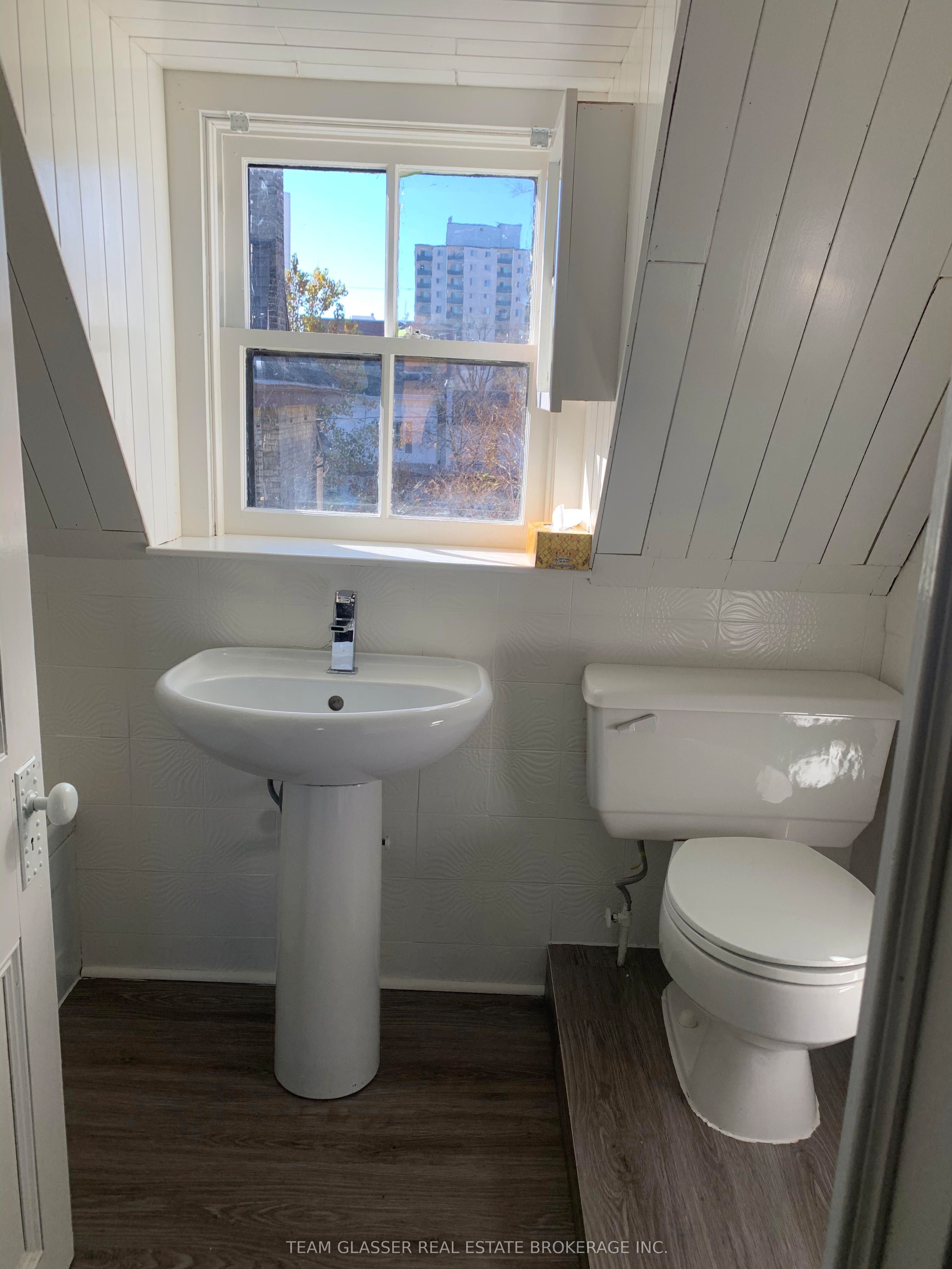474 King Street Property Photo 20