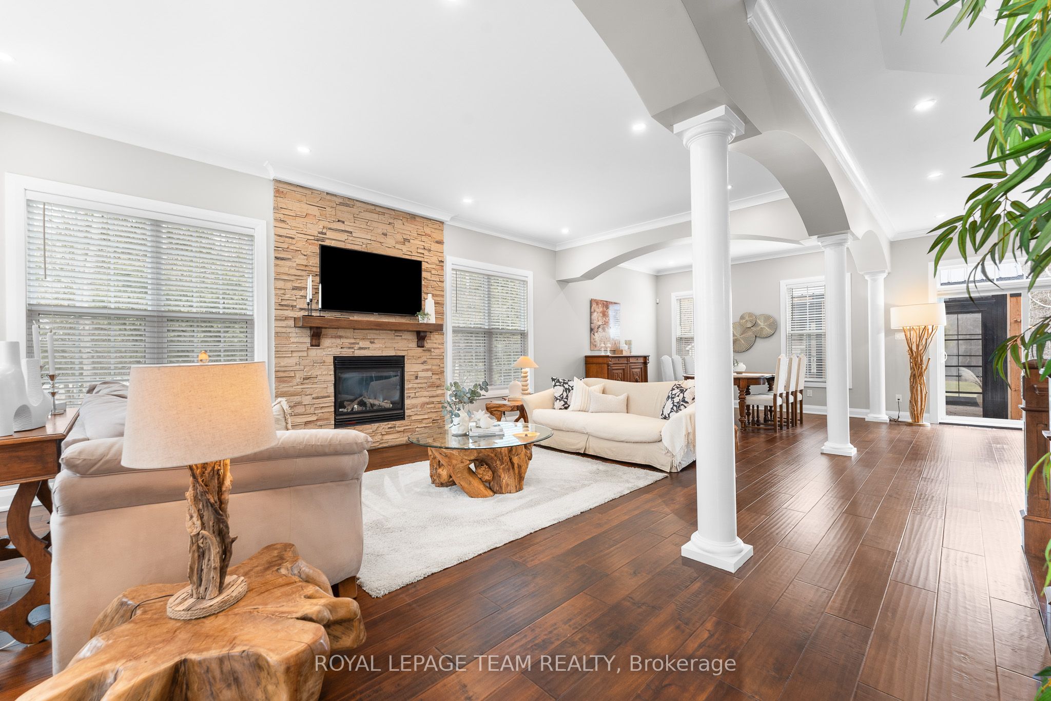 1013 Sale Barn Road Property Photo 8