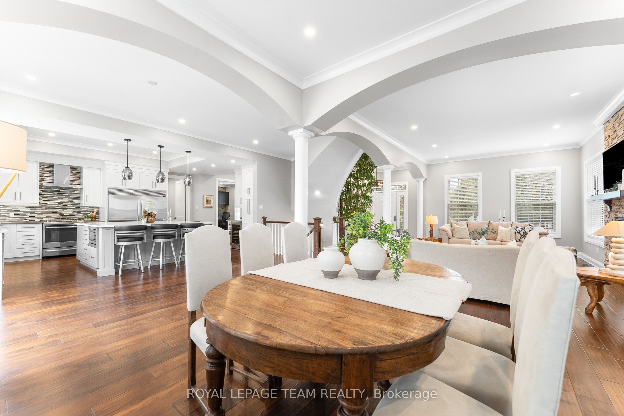 1013 Sale Barn Road Property Photo 11