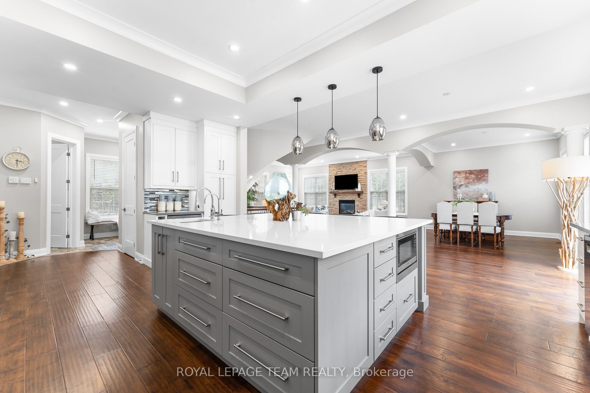 1013 Sale Barn Road Property Photo 17