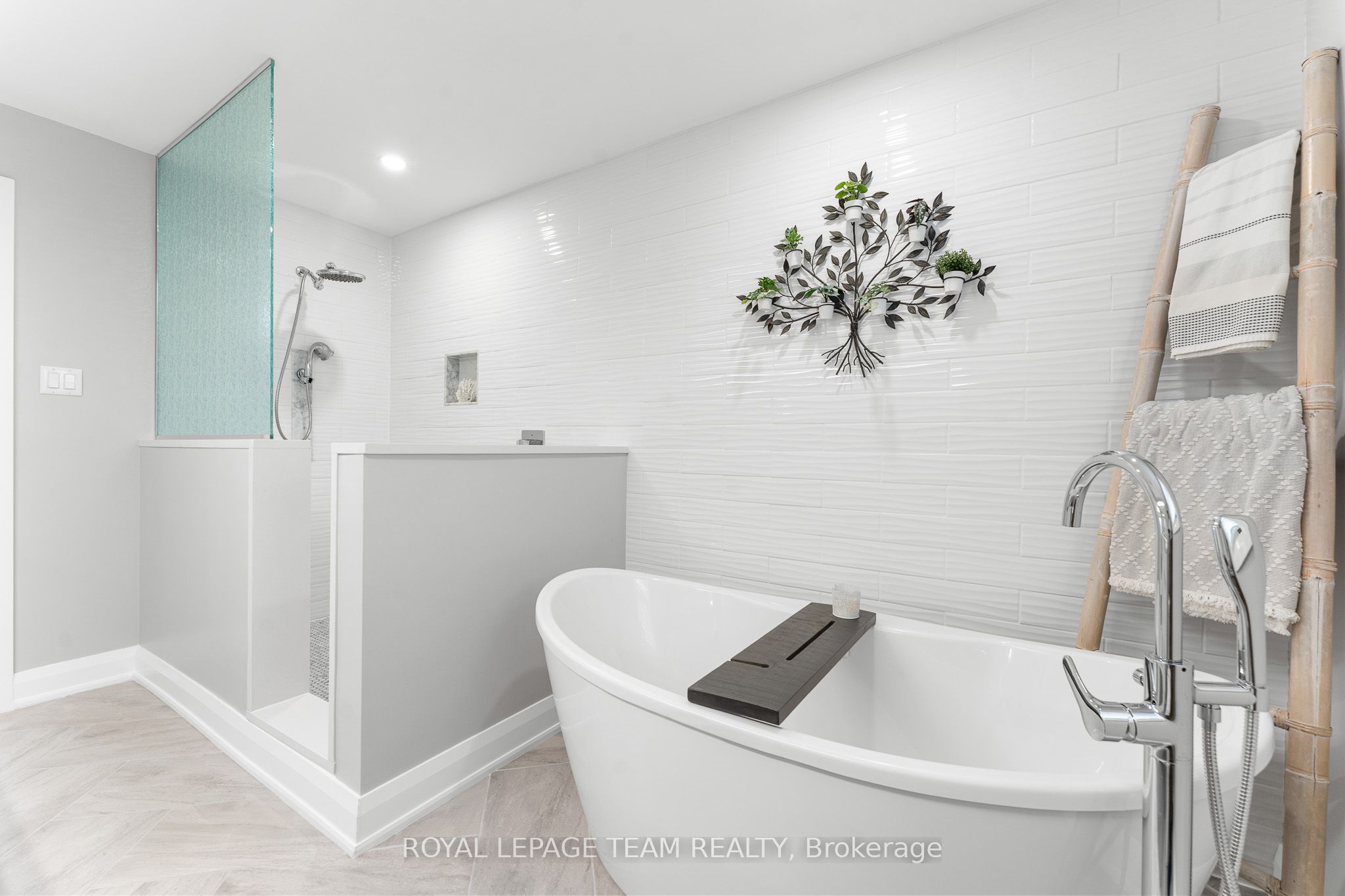 1013 Sale Barn Road Property Photo 29