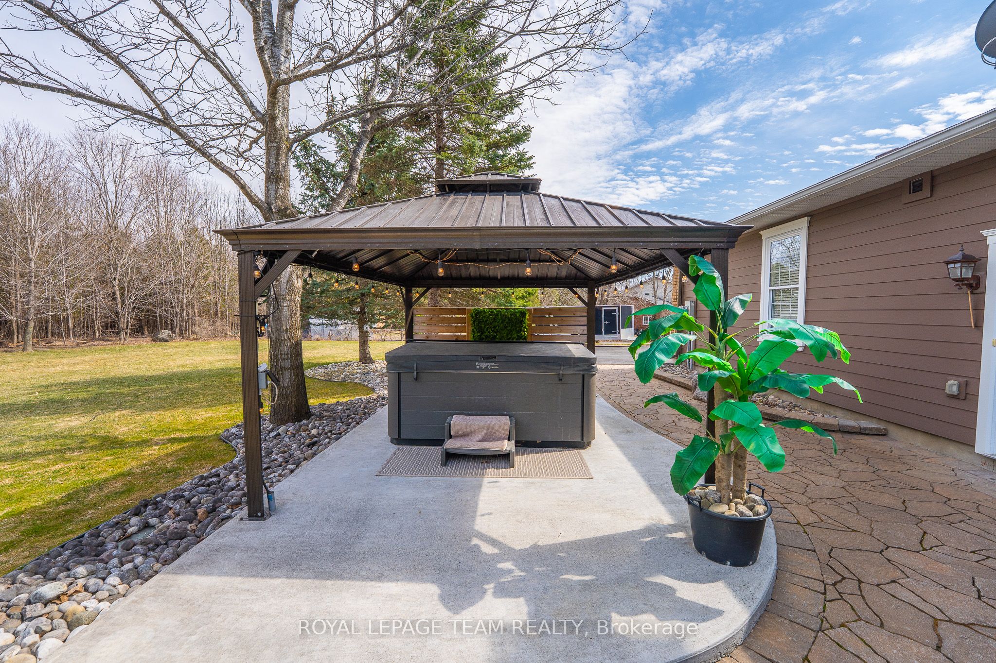 1013 Sale Barn Road Property Photo 44