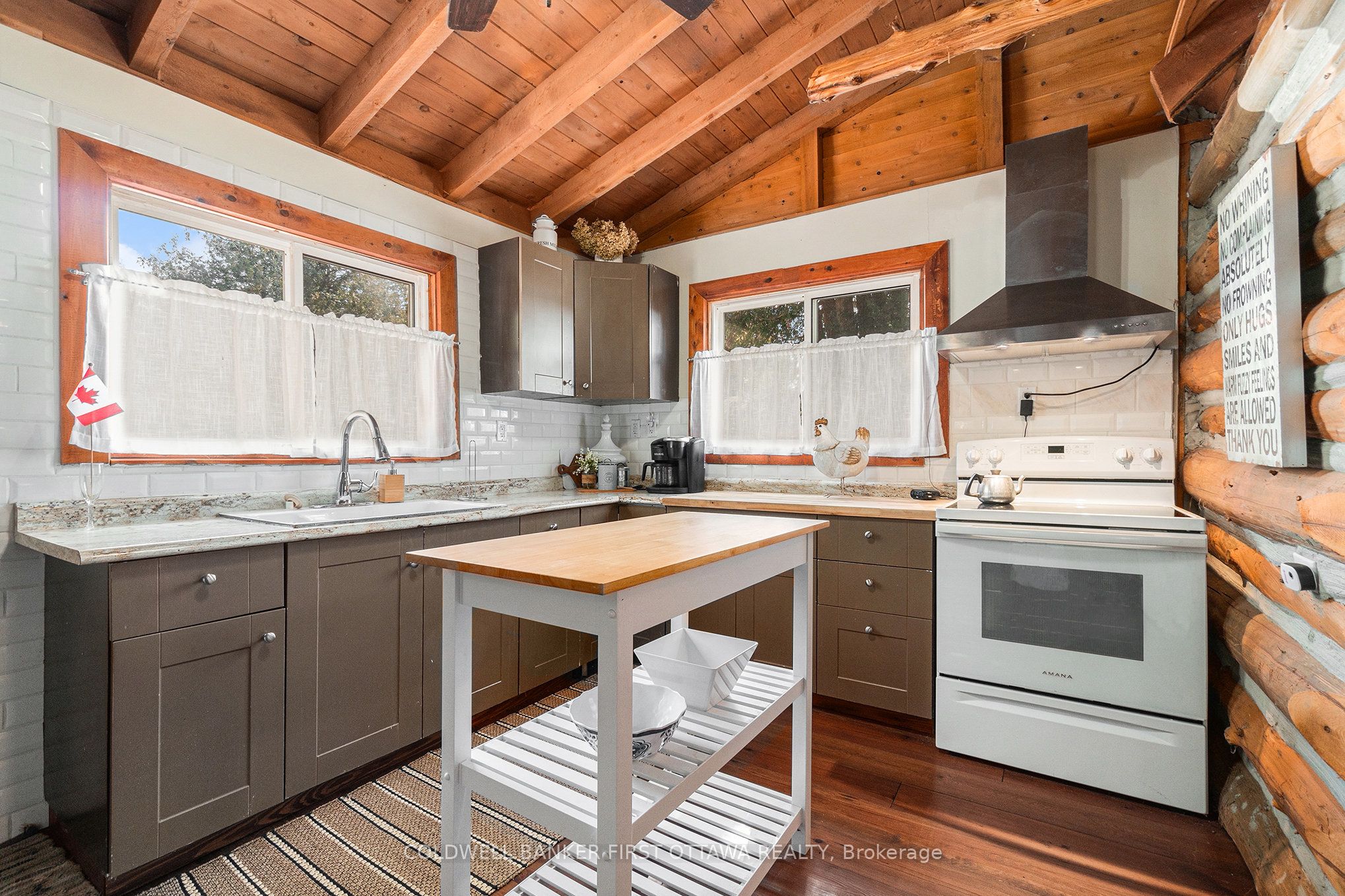 388 Cottage Road Property Photo 7