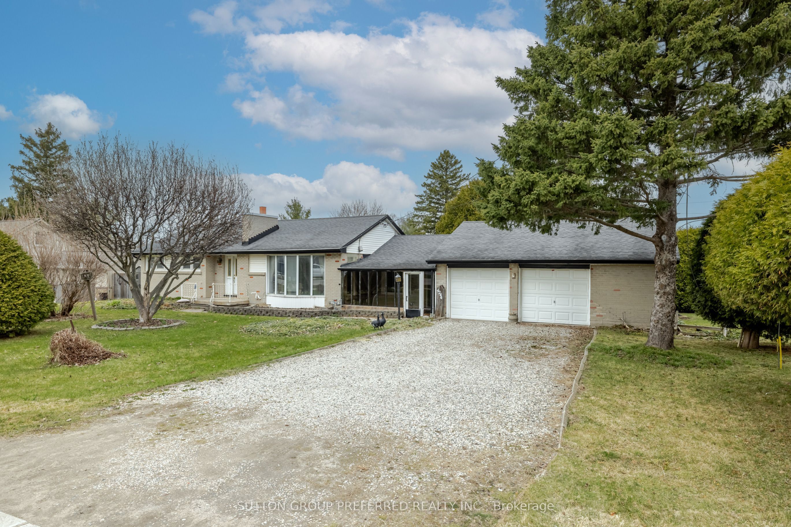 4244 Hamilton Road Property Photo 2